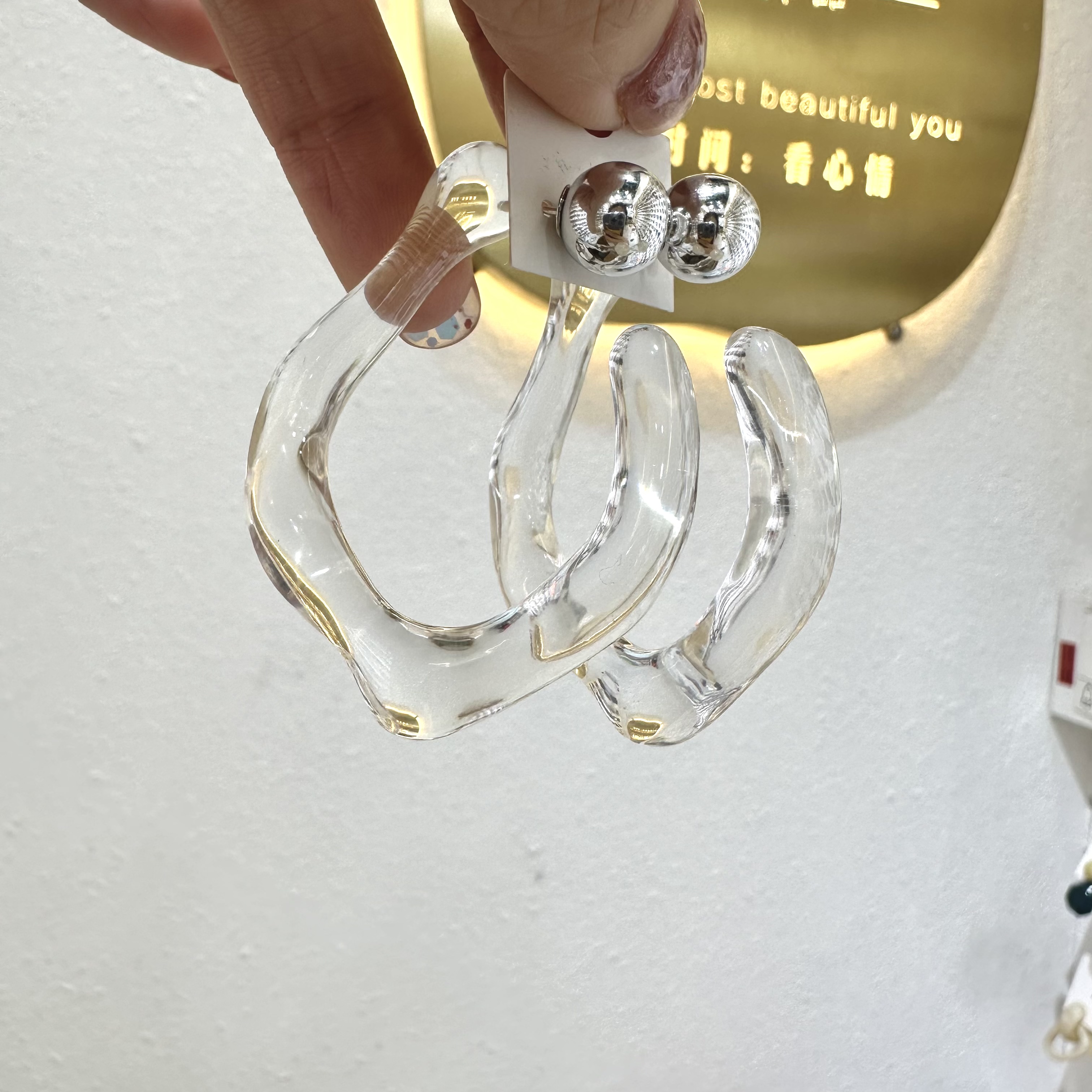 LL078饰品耳饰水感透明异形树脂耳环产品图