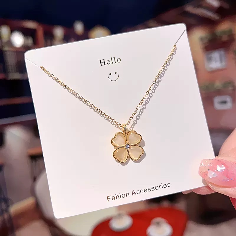 Korean style, light luxury, full diamond titanium steel necklace, women's fashion, versatile, internet-famous collarbone chain, flower pendant, high-end jewelry Specification image