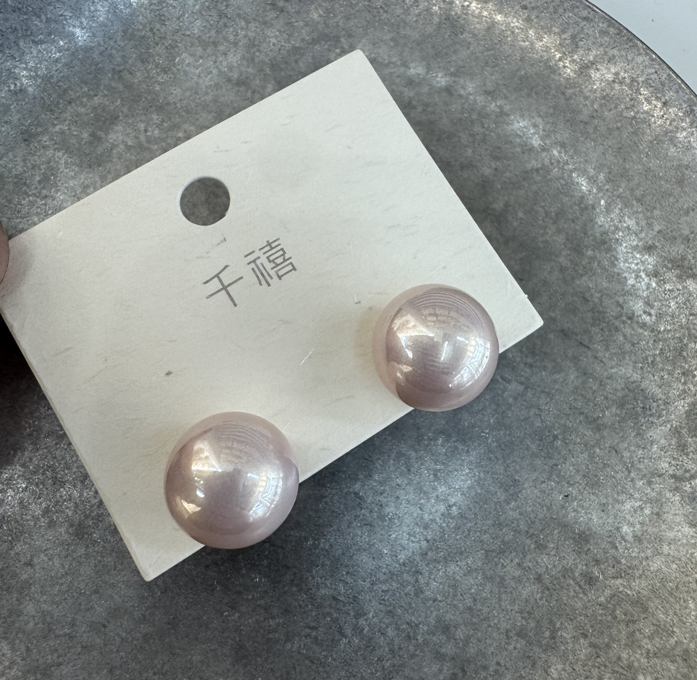 时尚饰品耳饰耳钉珍珠耳环 质感简约百搭潮流配饰 经典永不过时 让耳畔间绽放风采细节图