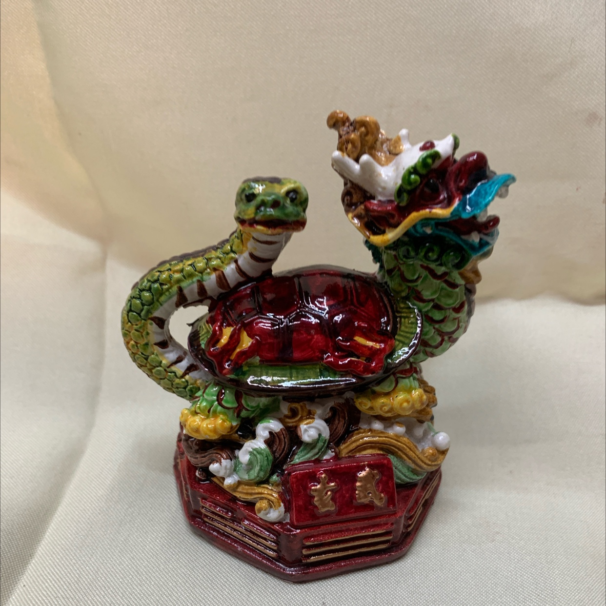 CAI's exquisite resin hand-painted auspicious small decorative item Y-113 Xuanwu Item Picture