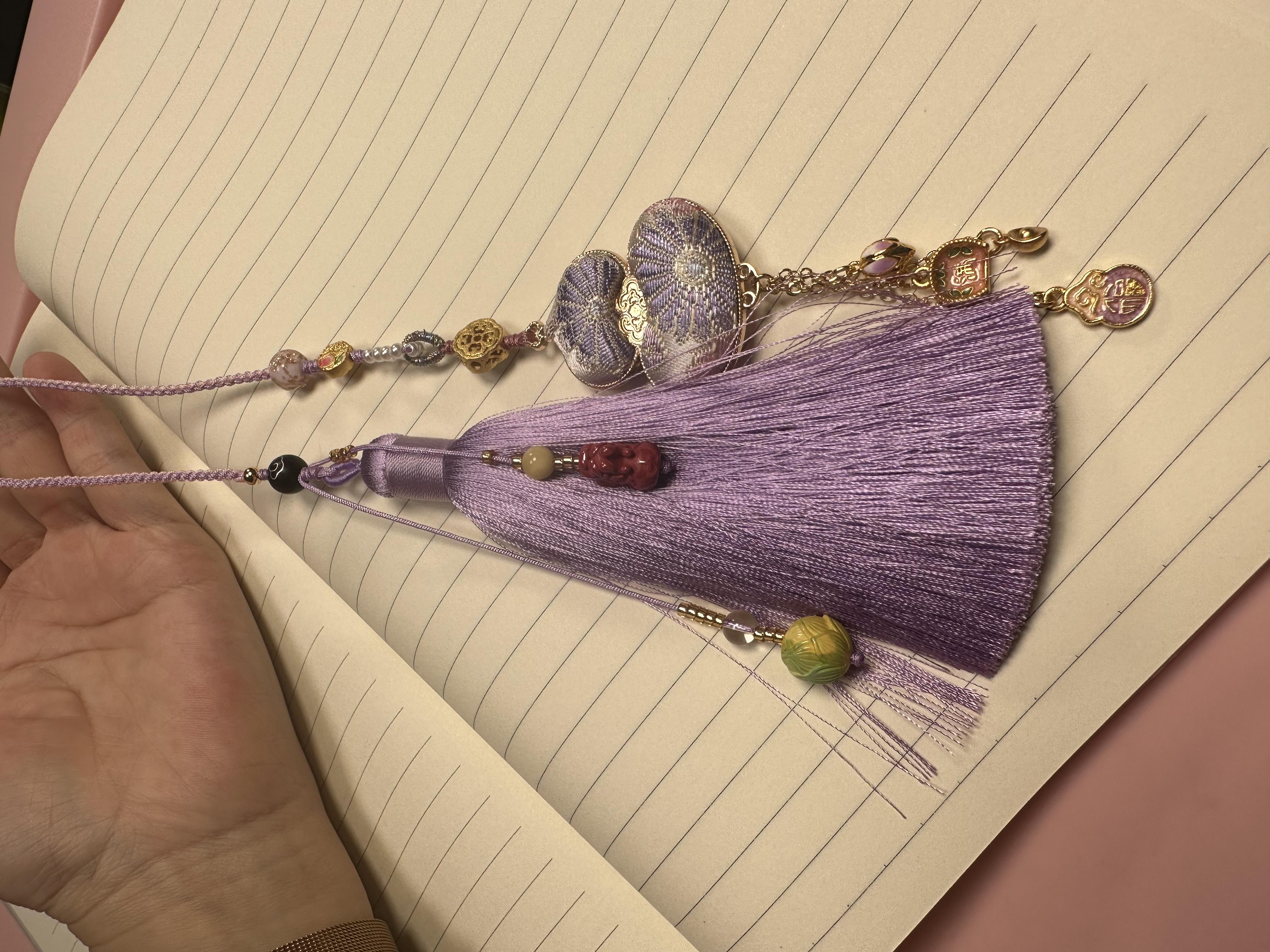 Handcrafted Song Jing gourd jewelry pendants are fashionable, individual, versatile, simple and trendy jewelry accessories and gifts Specification image