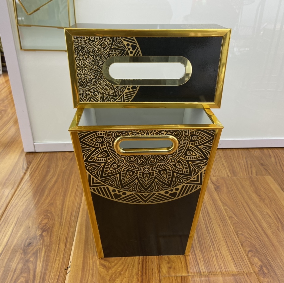 垃圾桶/抽纸/脚踩式垃圾桶/智能垃圾桶/衣柜香包袋产品图