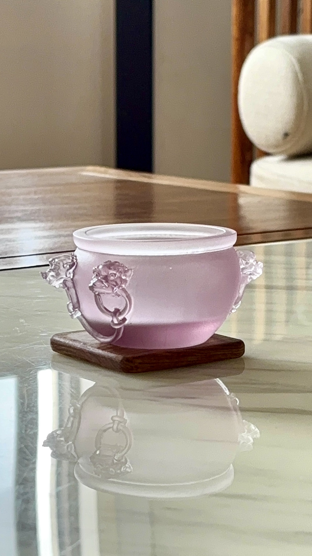 Ancient-style glass incense burner, wire incense burner, grain incense burner, gift and handicraft Application Scenario