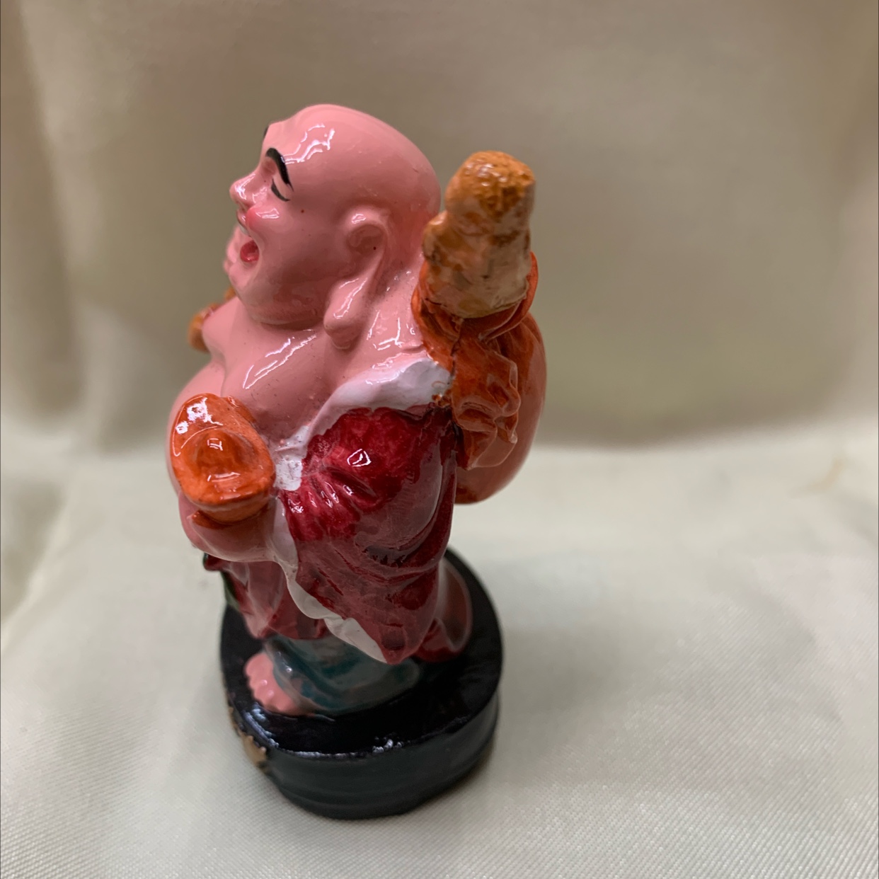 CAI's exquisite resin craft, hand-painted small decorative item Y-044, Maitreya A style details Picture