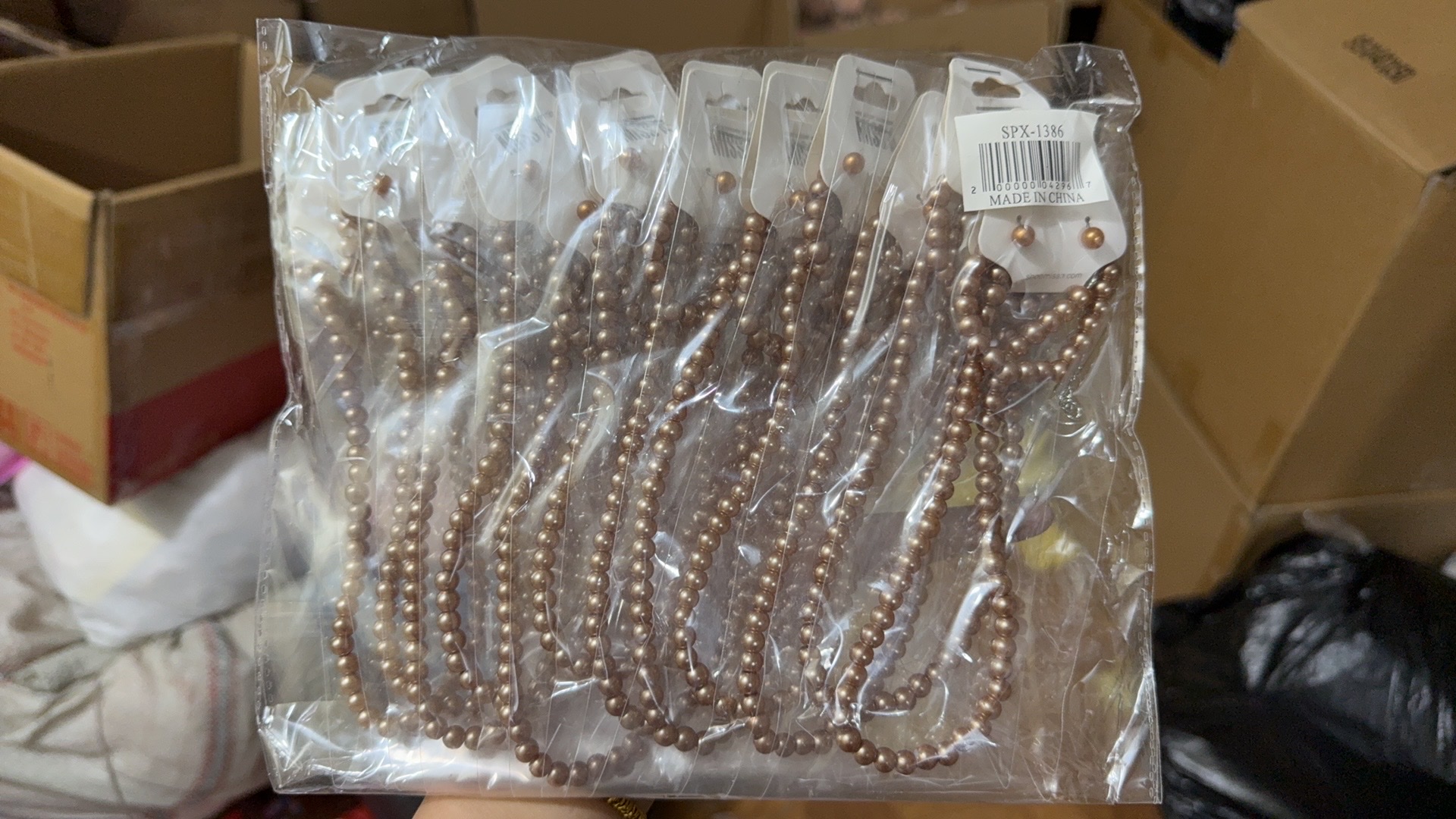 珍珠玻璃项链透明的樱桃珠