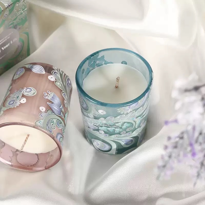 Wholesale and customization of glass cup scented candles, home wedding gifts, simple and creative scented candle ornaments, cross-border Application Scenario