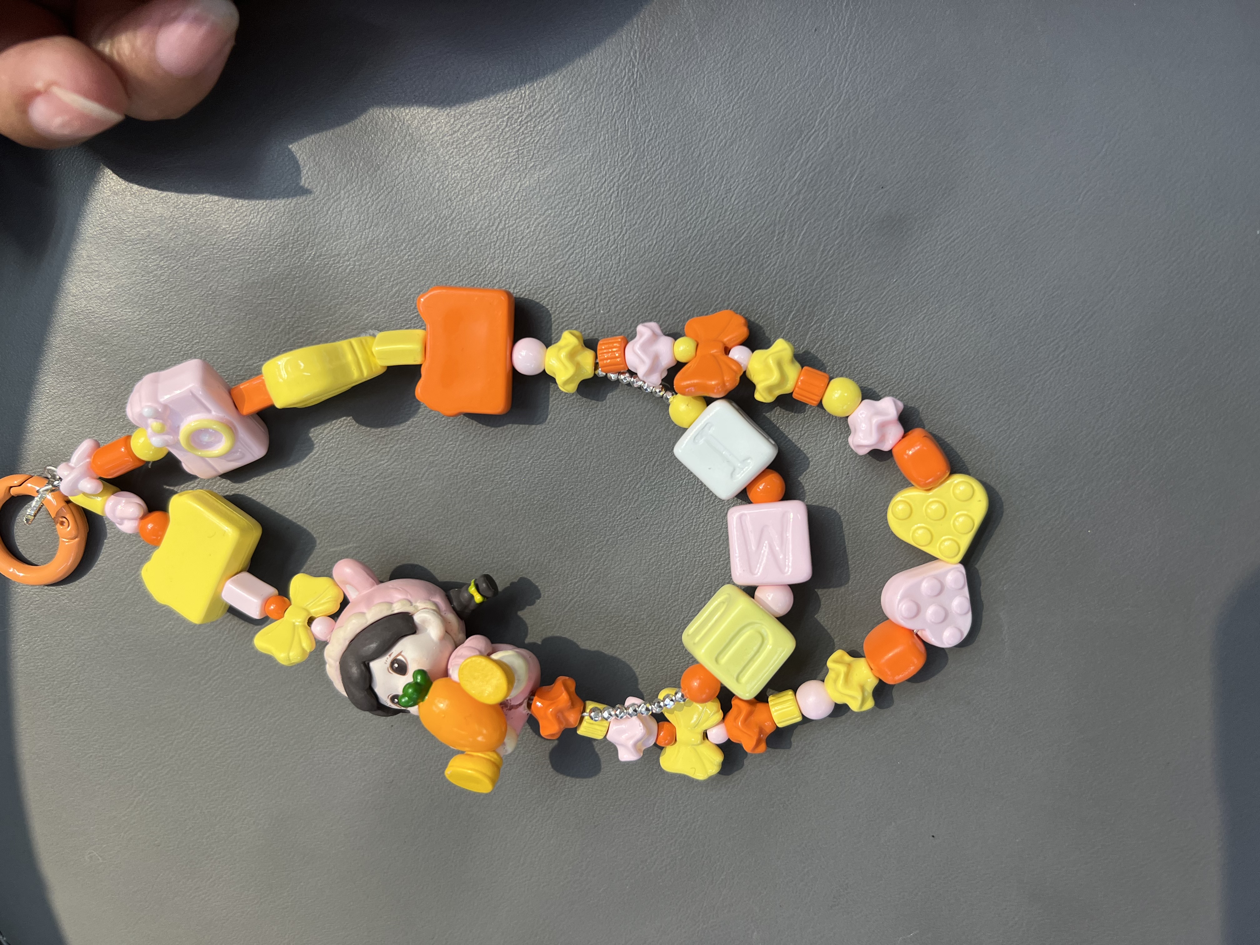 New fashionable and trendy mobile phone pendants and bag pendants Item Picture