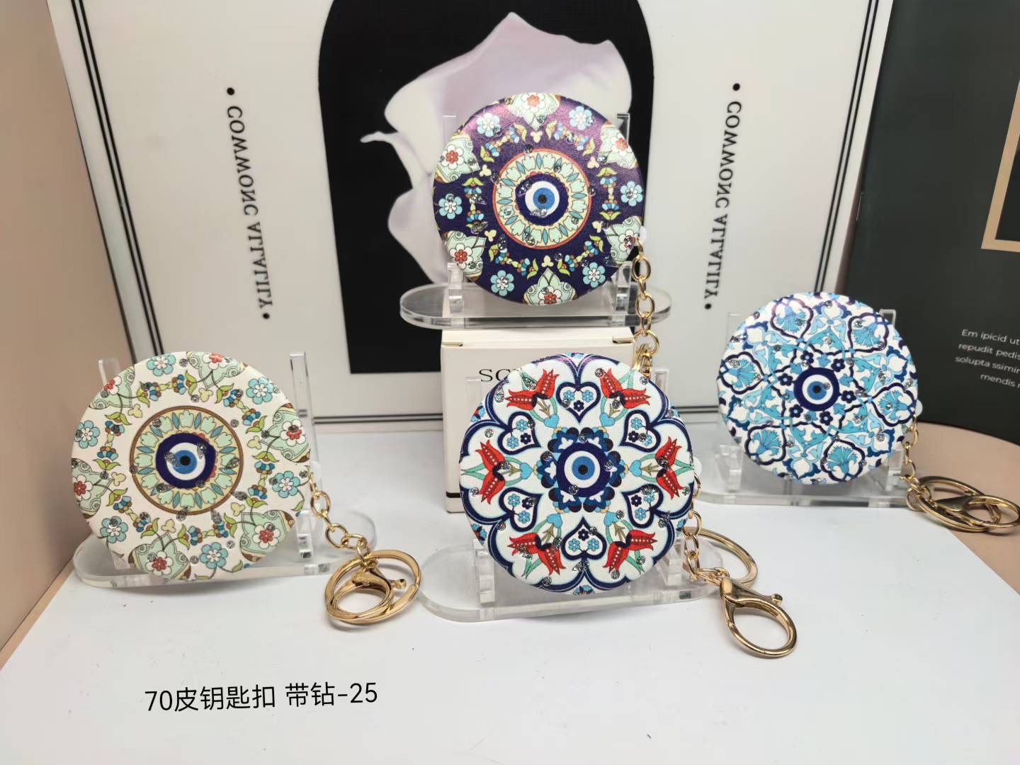 钥匙扣小镜子便携迷你化妆镜多功能钥匙链挂件时尚创意礼品折叠镜化妆镜 可定制图案 一面放大一面正常！欢迎定制！小包包必备详情图10
