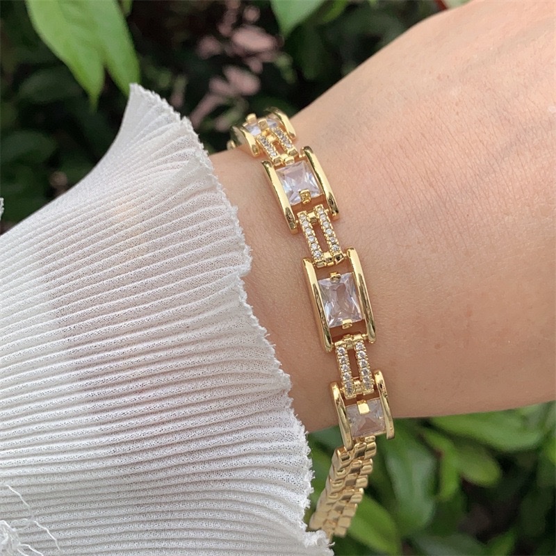 时尚多款式铜镀18K金彩色锆石油滴手链适合日常佩戴情人节礼物  古巴链手链白底实物图