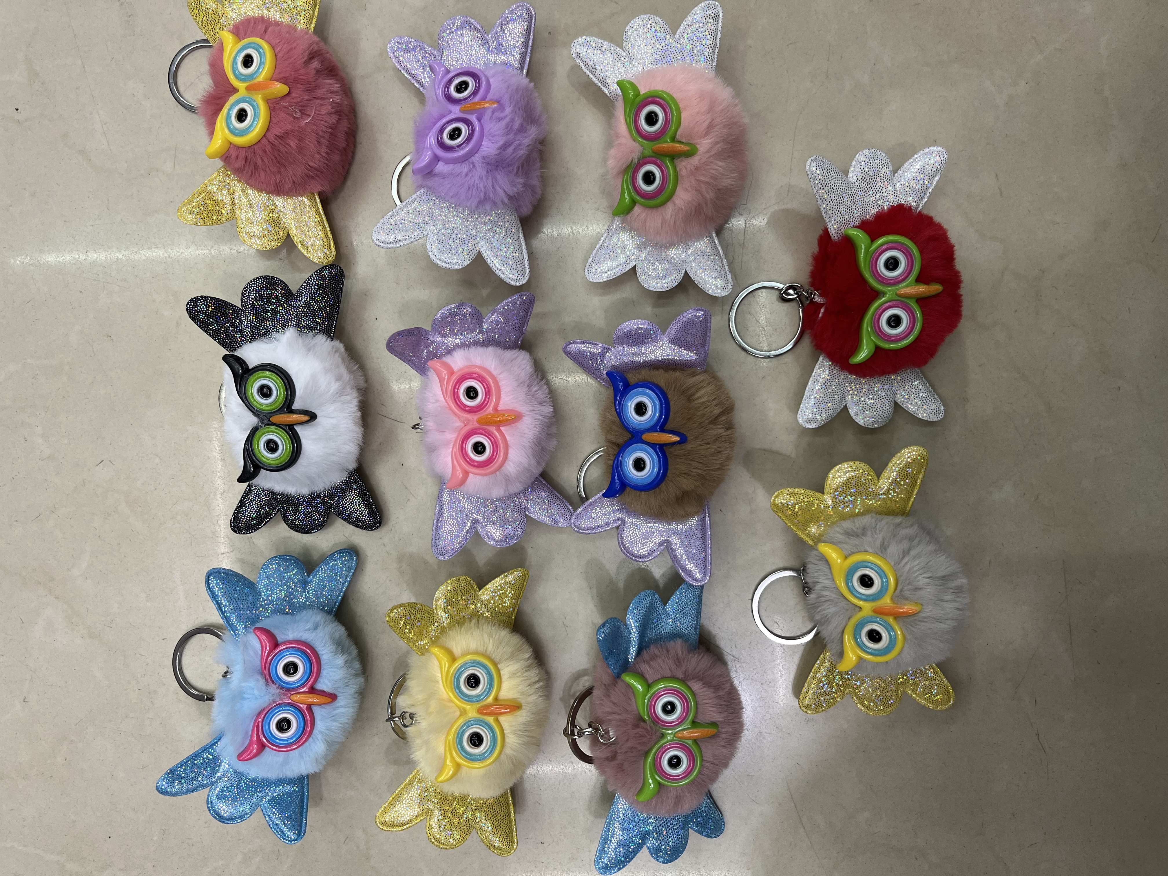 猫头鹰毛绒钥匙扣车钥匙挂件透明衣服款可爱钥匙链饰品男女通用多巴胺煤球怪兽玩偶挂件diy钥匙扣可爱毛绒公仔包包背包手机挂饰