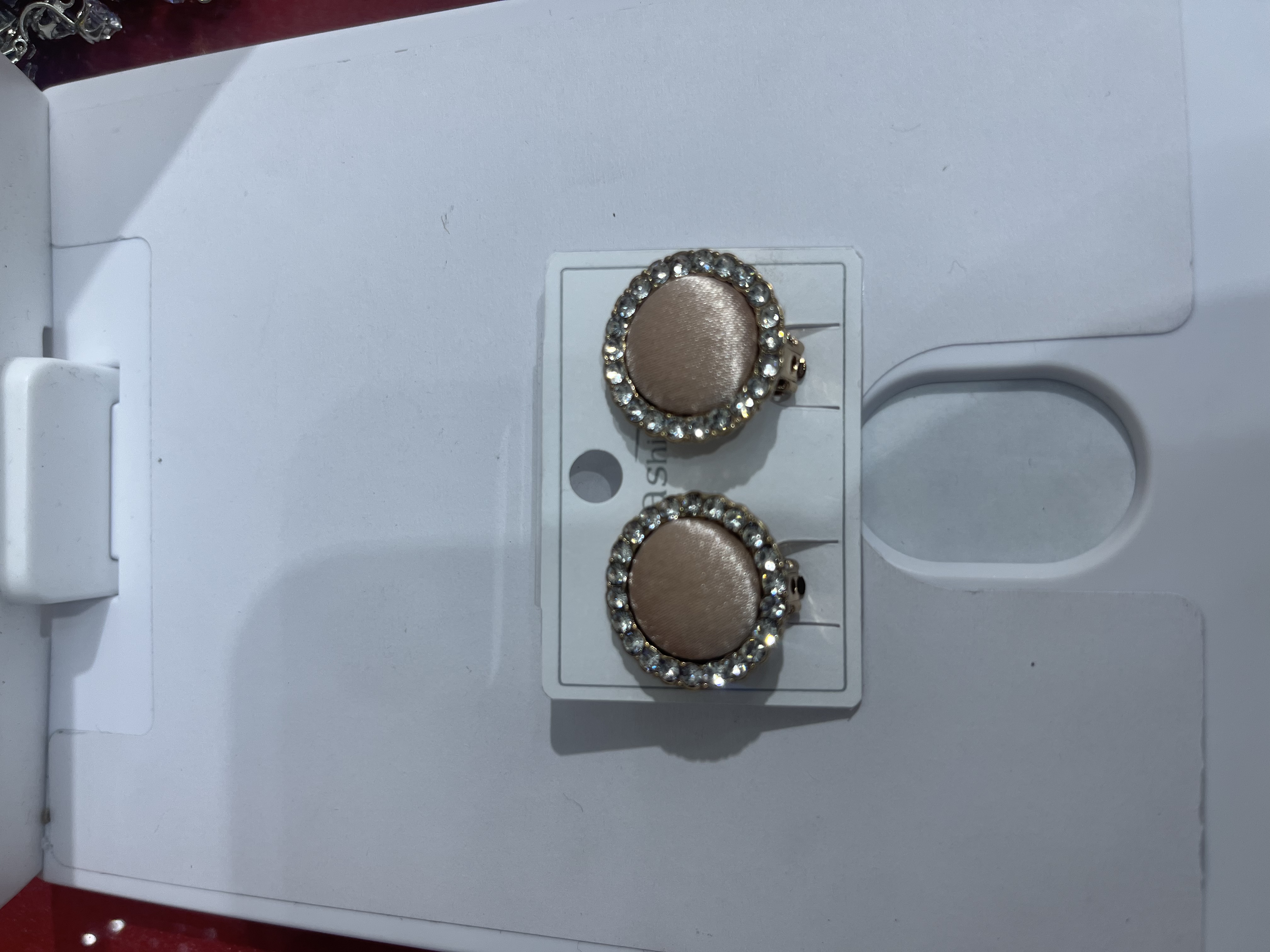 合金耳环镶嵌粉色圆高端大气上档次超级时尚大方得体大方大气上档次超级时尚