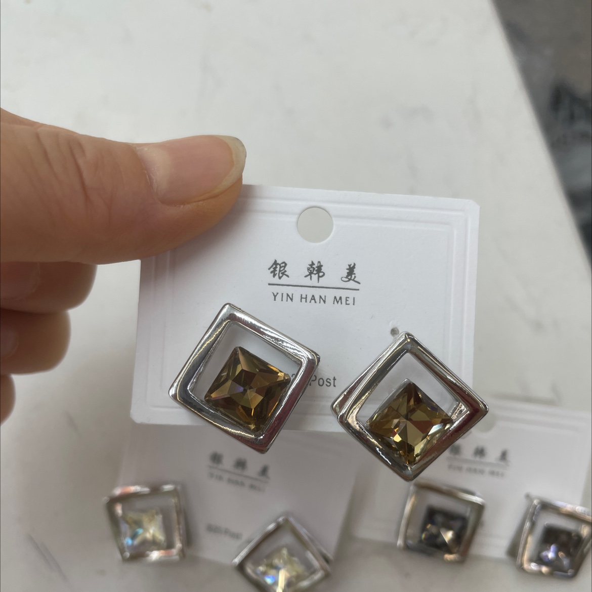 流行水晶玻璃饰品耳环时尚气质优雅百搭女款配饰饰品饰品细节图