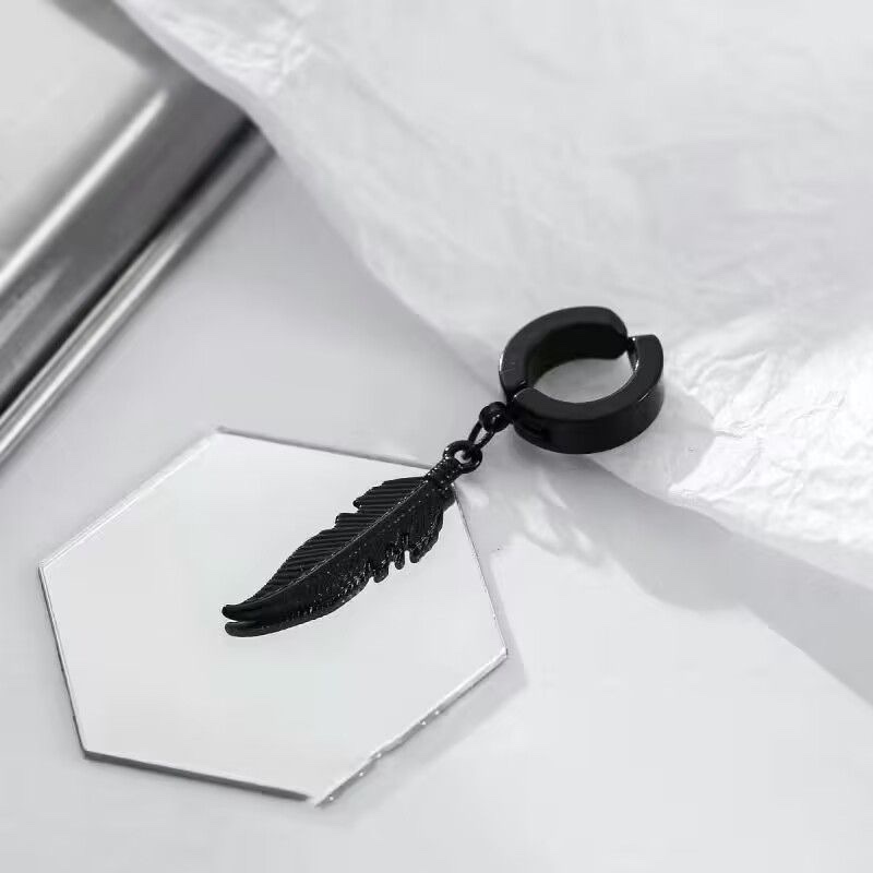 Men's earrings, no ear piercings, high-end, niche and trendy, individualistic, no piercings, cool and stylish, single ear studs, men's ear clips, accessories and earrings Specification image