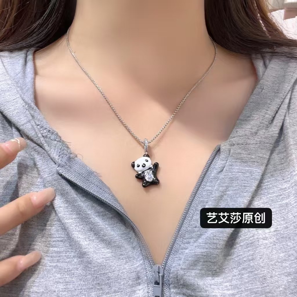 熊猫🐼时尚潮流休闲娱乐耳环项链