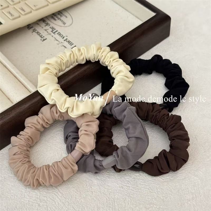 A variety of Korean-style hair ties and headbands for women, children, simple and fashionable hair accessories, and headbands are available for selection Specification image