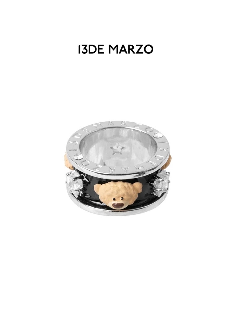 13DE MARZO Bear Encircled Fashion Ring, personalized couple style, niche accessory, exquisite ring Specification image