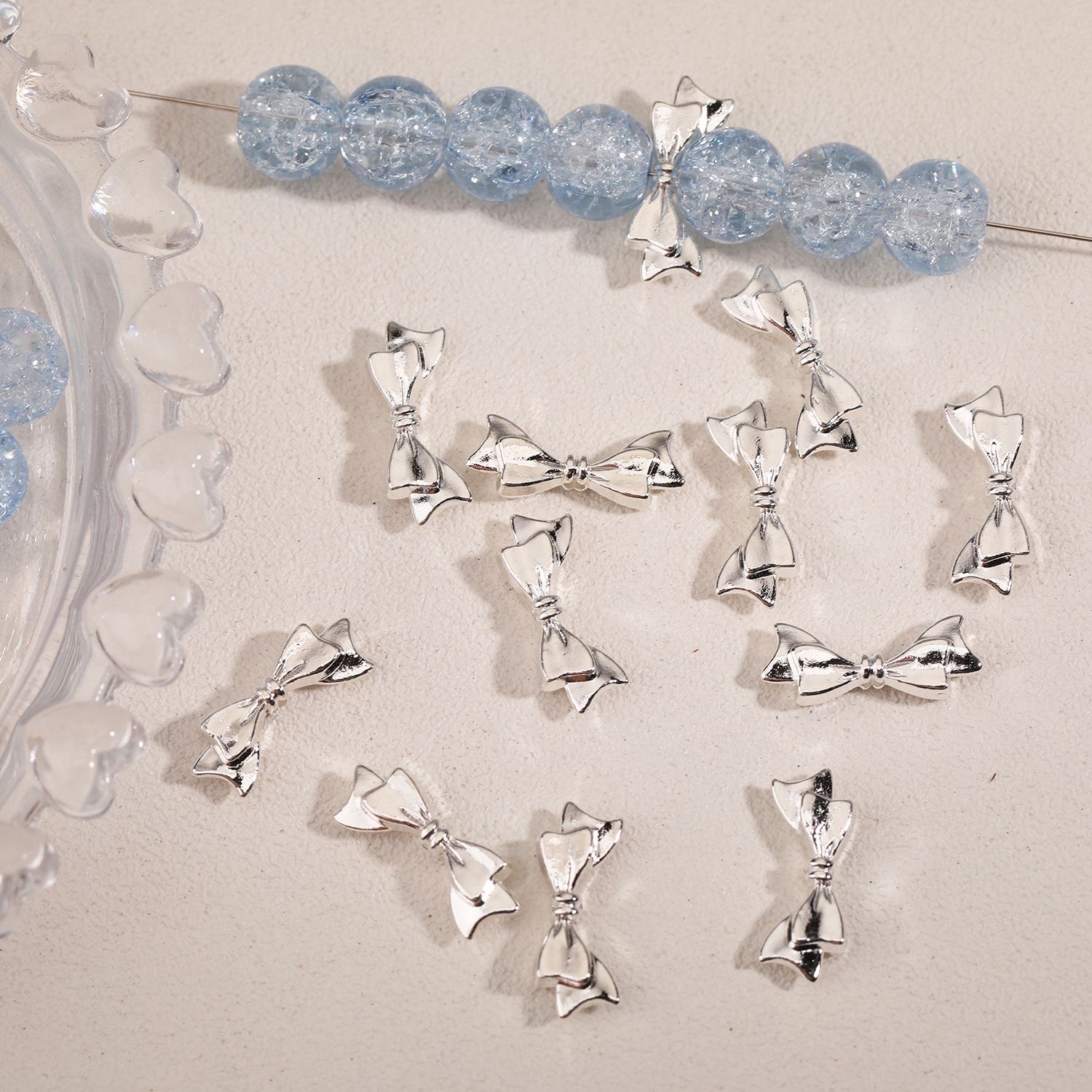 Alloy accessories, vertical hole bow bead pendant, diy jewelry, handcrafted bracelet, necklace, earrings, beaded accessories Application Scenario