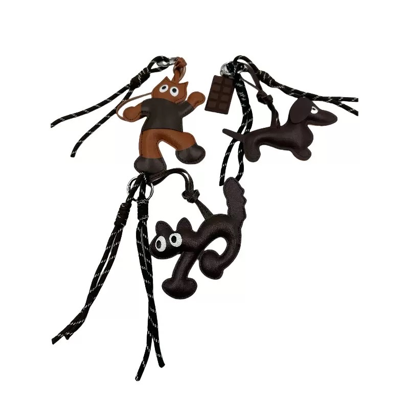 New cross-border niche retro woven bag pendant, baseball rope knot style, little bear and little cat doll keychain pendant details Picture