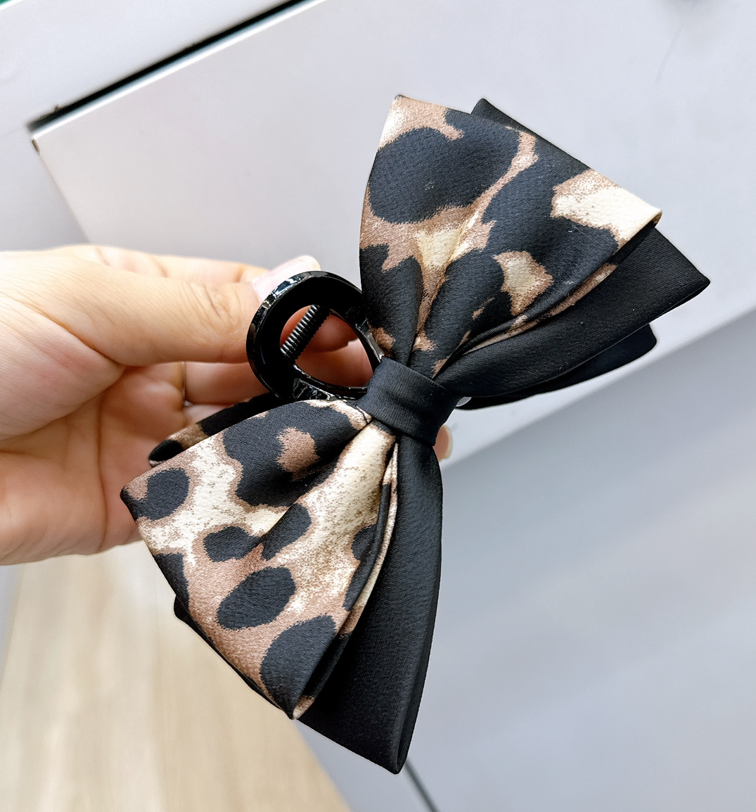 时尚高级感在逃公主抓夹 抓夹详情图3