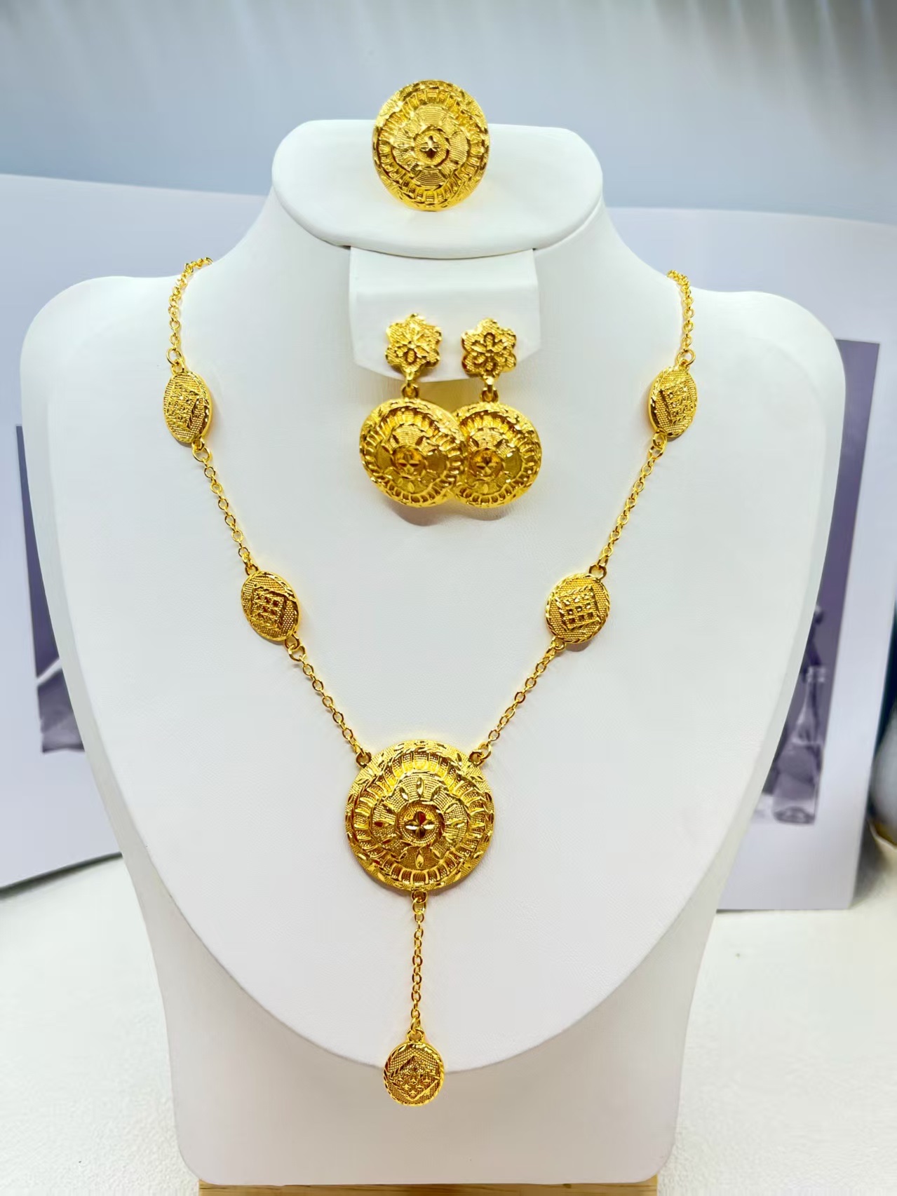 精品套装合金饰品时尚简约百搭女士项链首饰品礼物