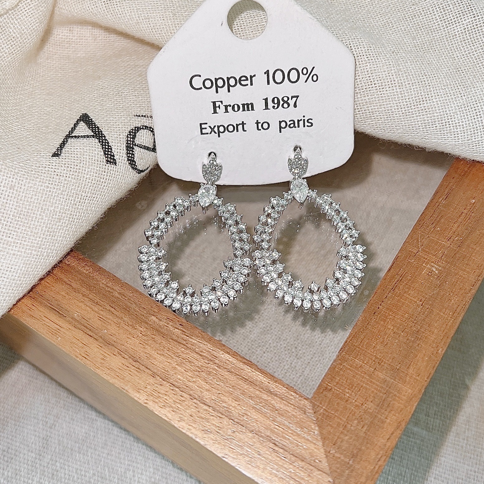 法式复古轻奢水滴锆石耳环名媛风高级感耳钉银针耳饰晚宴百搭饰品耳饰