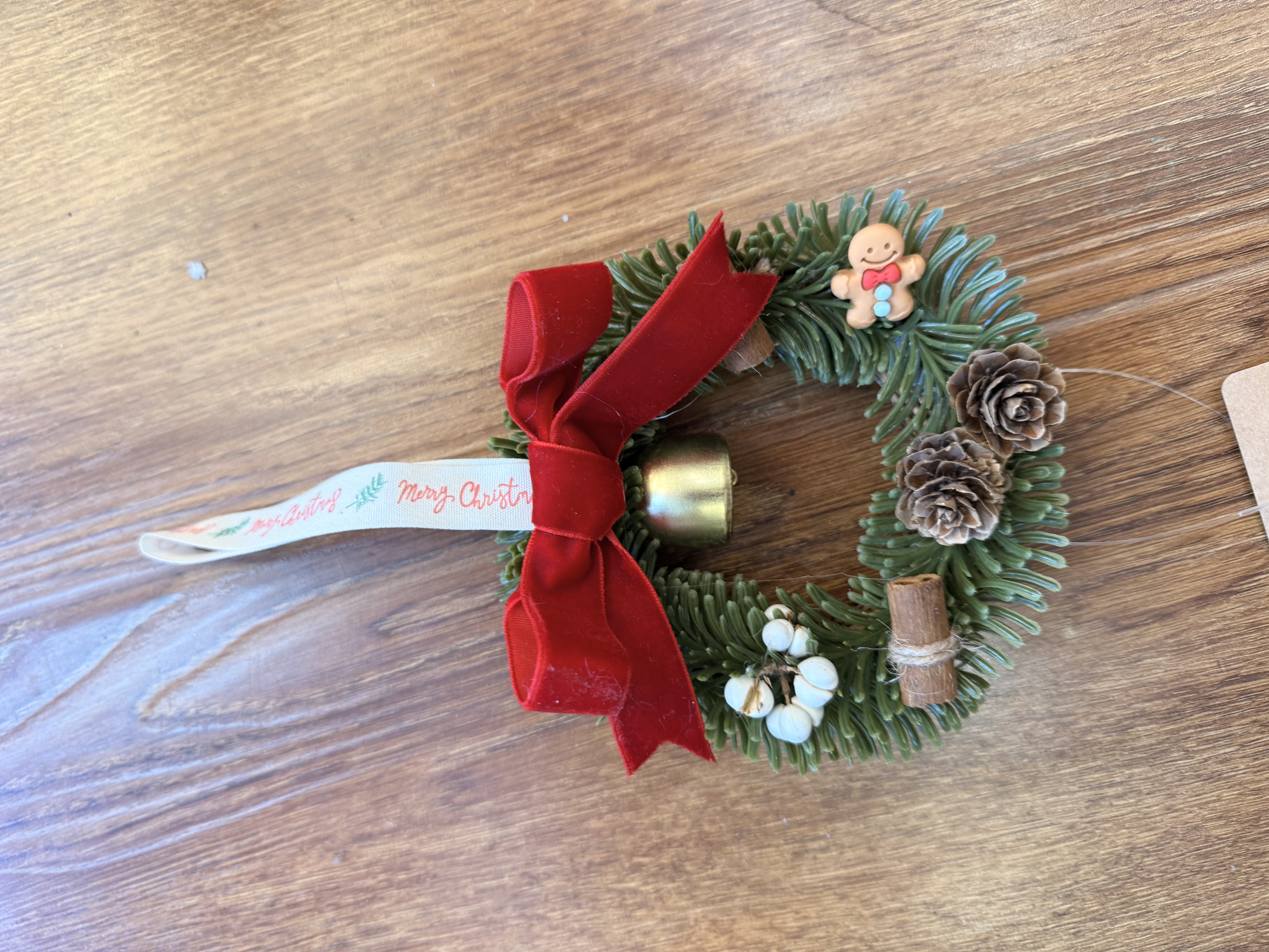 Christmas tree decorative pendants, holiday supplies, Christmas decorations, Christmas gifts, decorations, essential Christmas decorative pendants Application Scenario