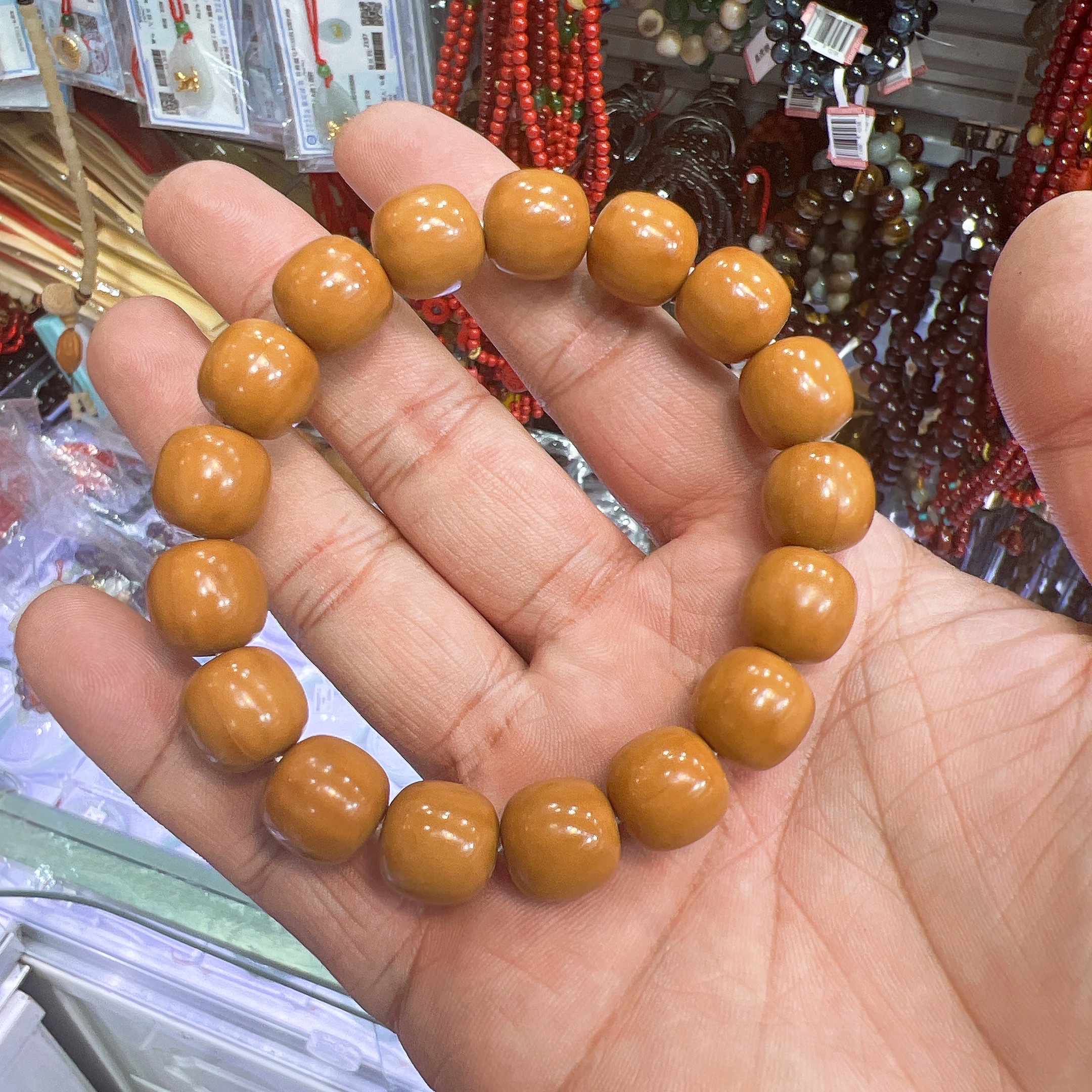 Monkey head carved old-style bucket beads, straight cut smooth beads, monkey head walnut original seeds, cultural and artistic single-circle bracelets for men and women detail image 4