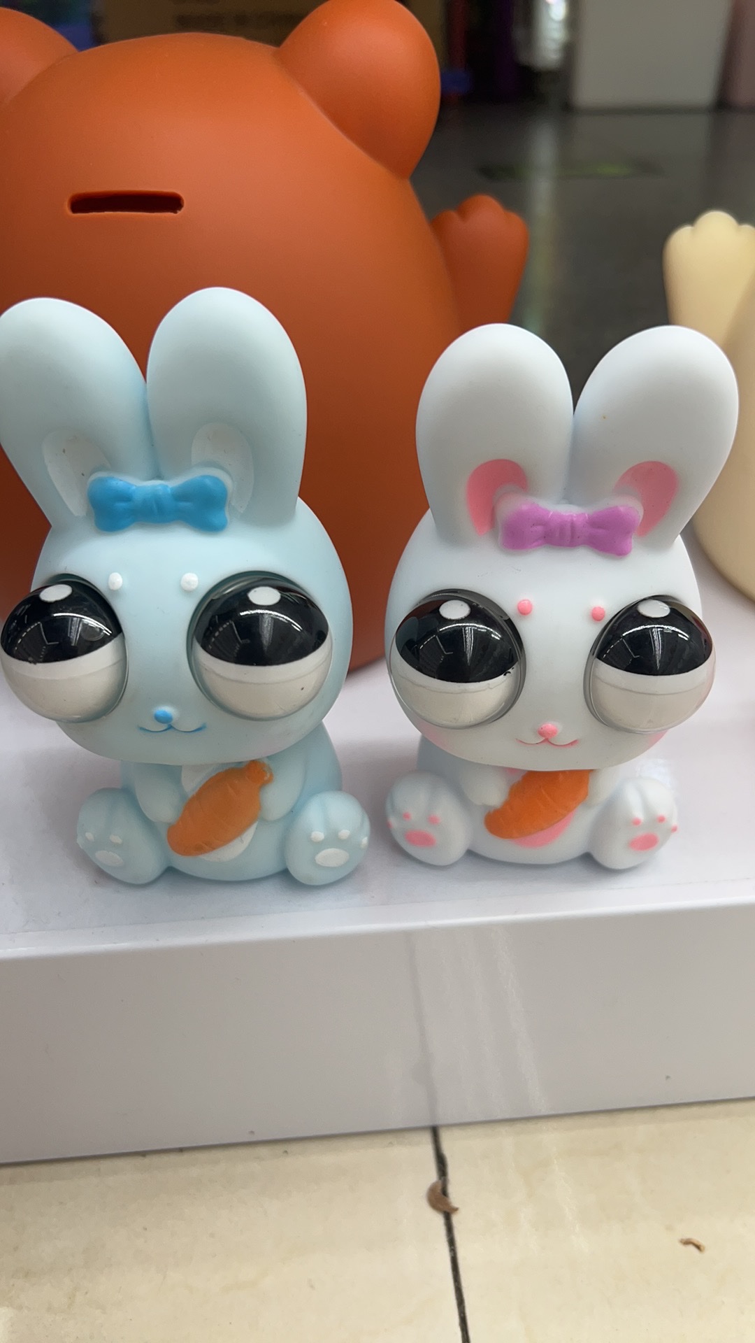 爆眼兔子捏捏乐解压玩具放松减压趣味儿童成人玩具产品图