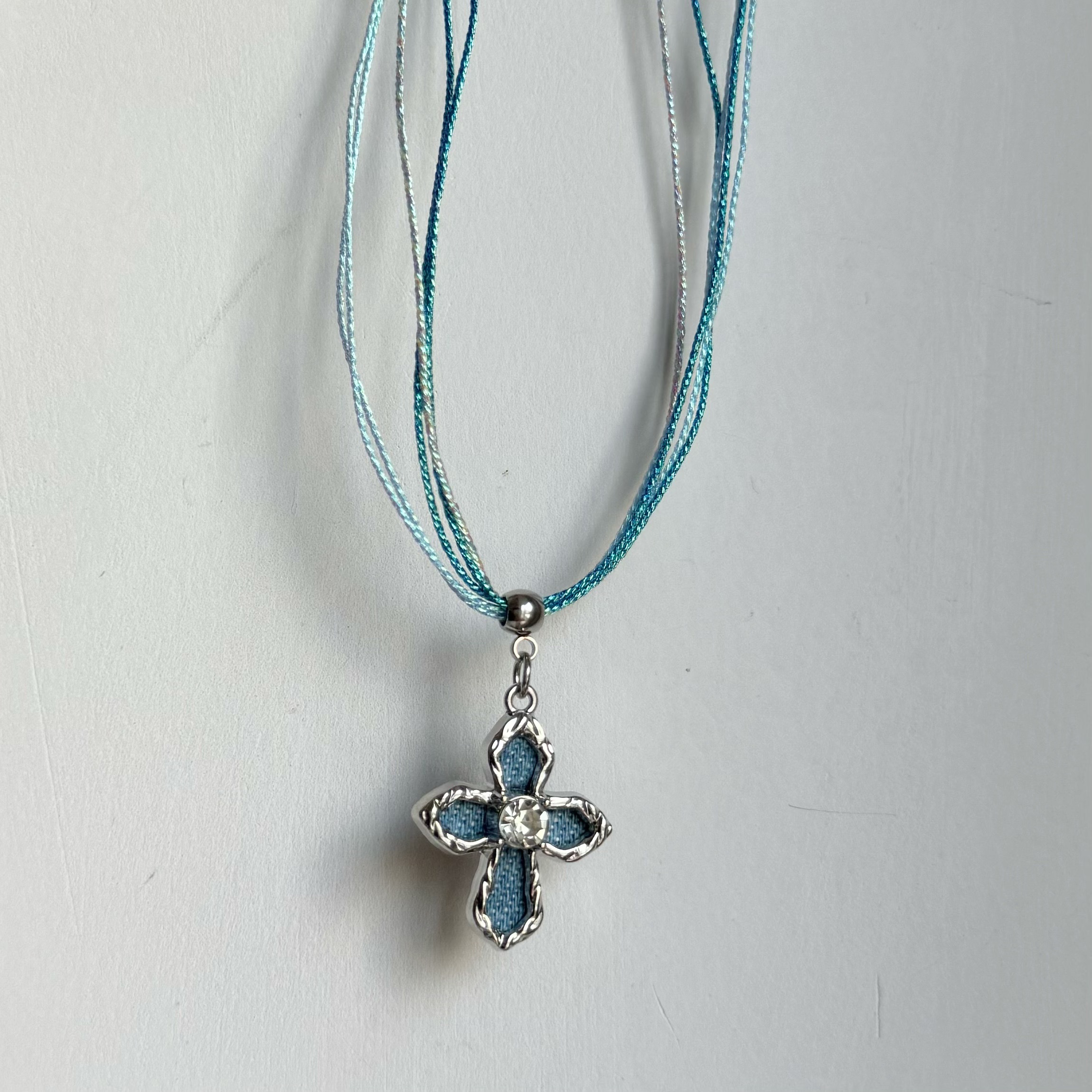Dopamine blue denim cross braided rope necklace, niche hot girl y2k sweet and cool Abi InS-style collarbone chain details Picture