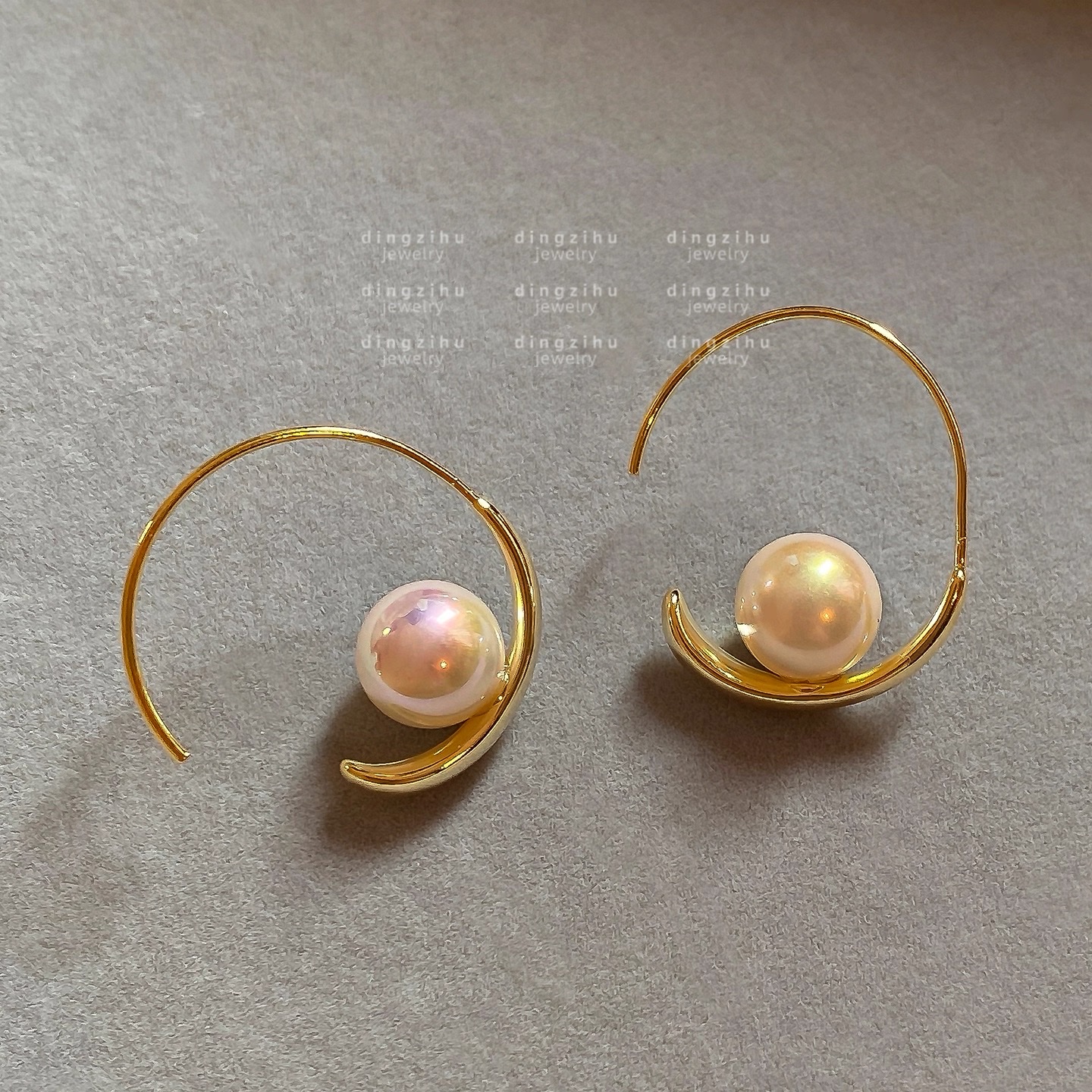 法式轻奢高级感珍珠耳环女士复古小众气质耳钩金色耳圈巨好看耳饰饰品珍珠耳环