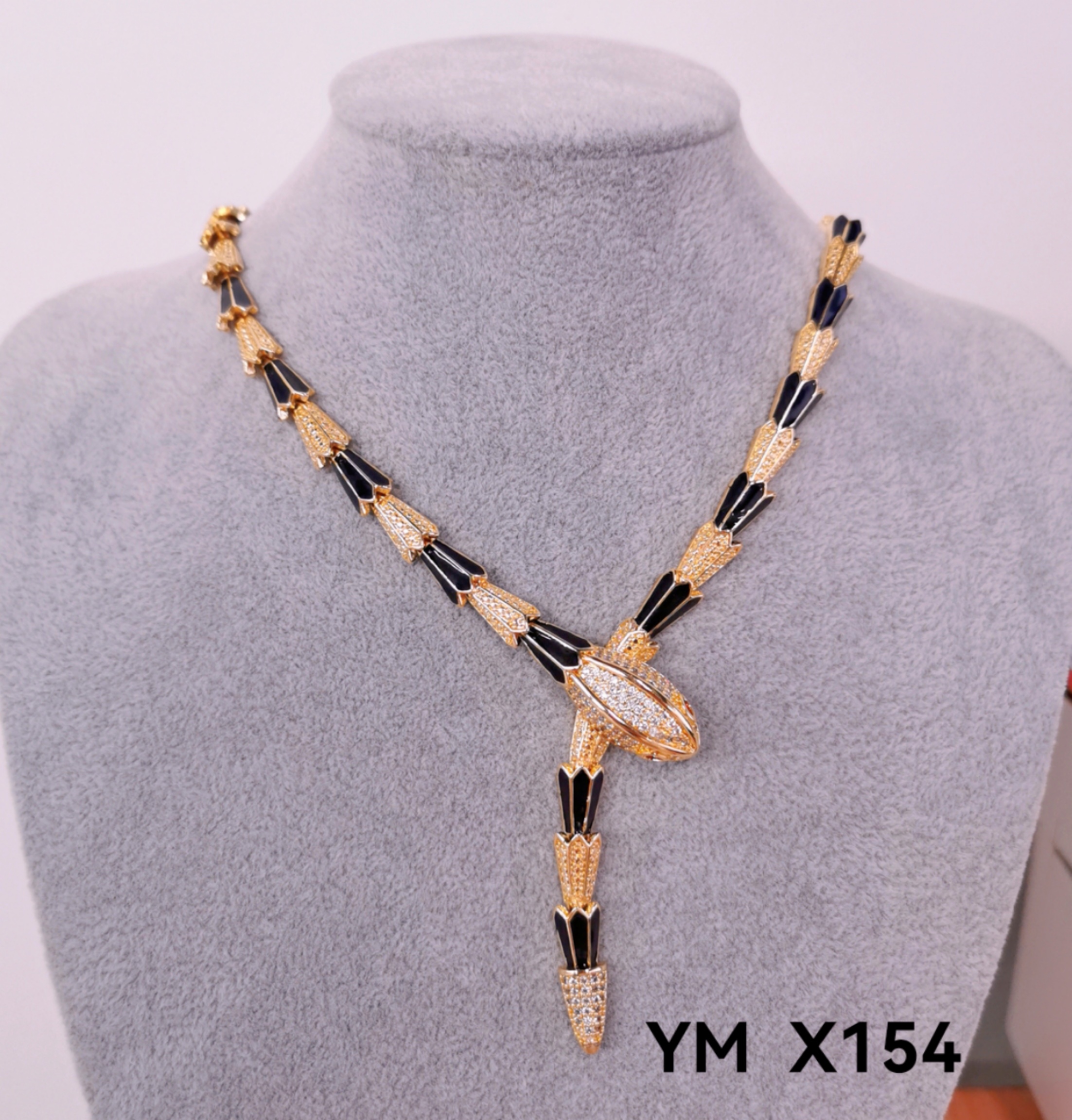 jewellery白底实物图