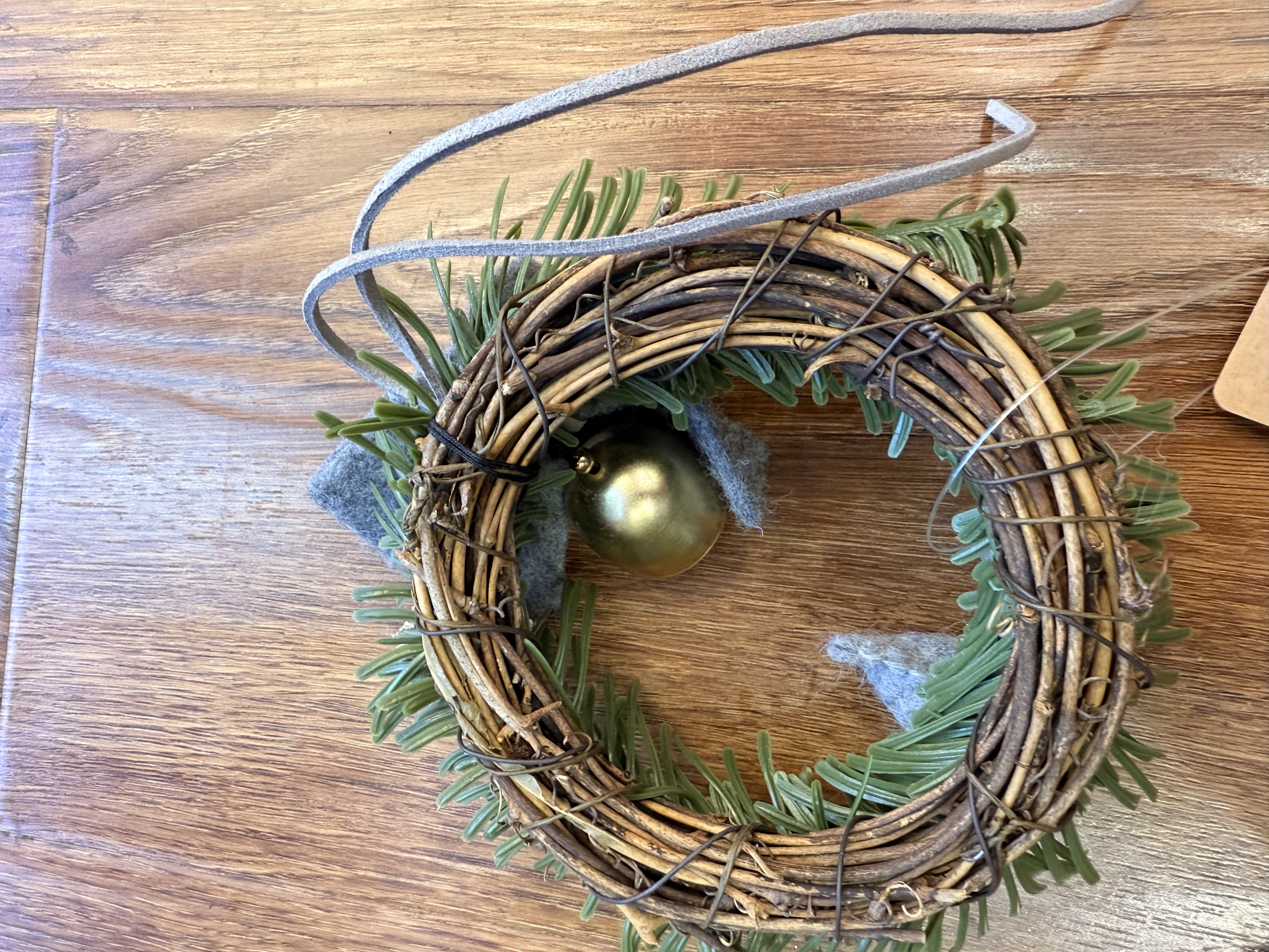 Christmas decorative items, Christmas pendants, grey bows, small flower rings, Christmas festival decorations, Christmas supplies, festival atmosphere arrangement detail image 3