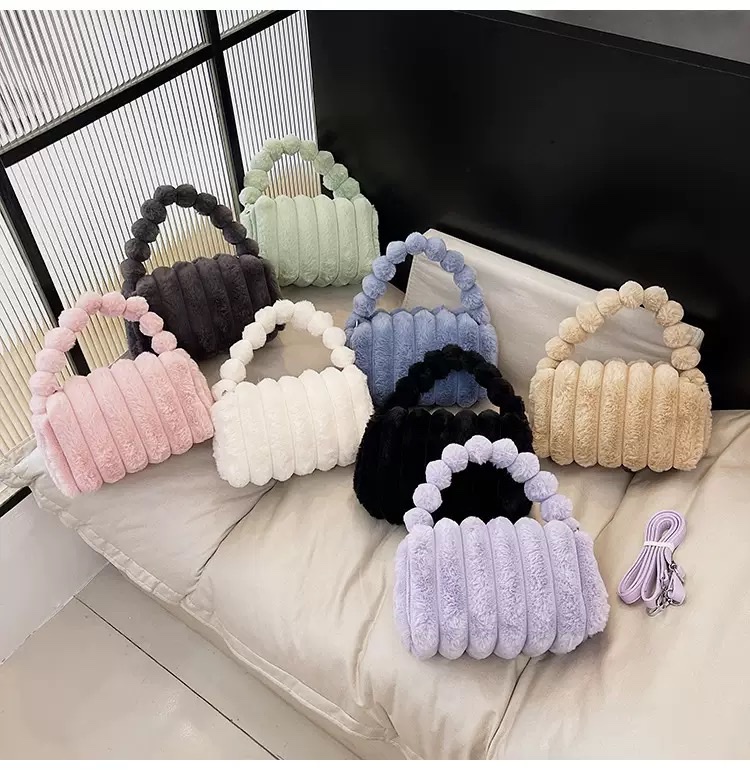 TY6618女式毛绒女包