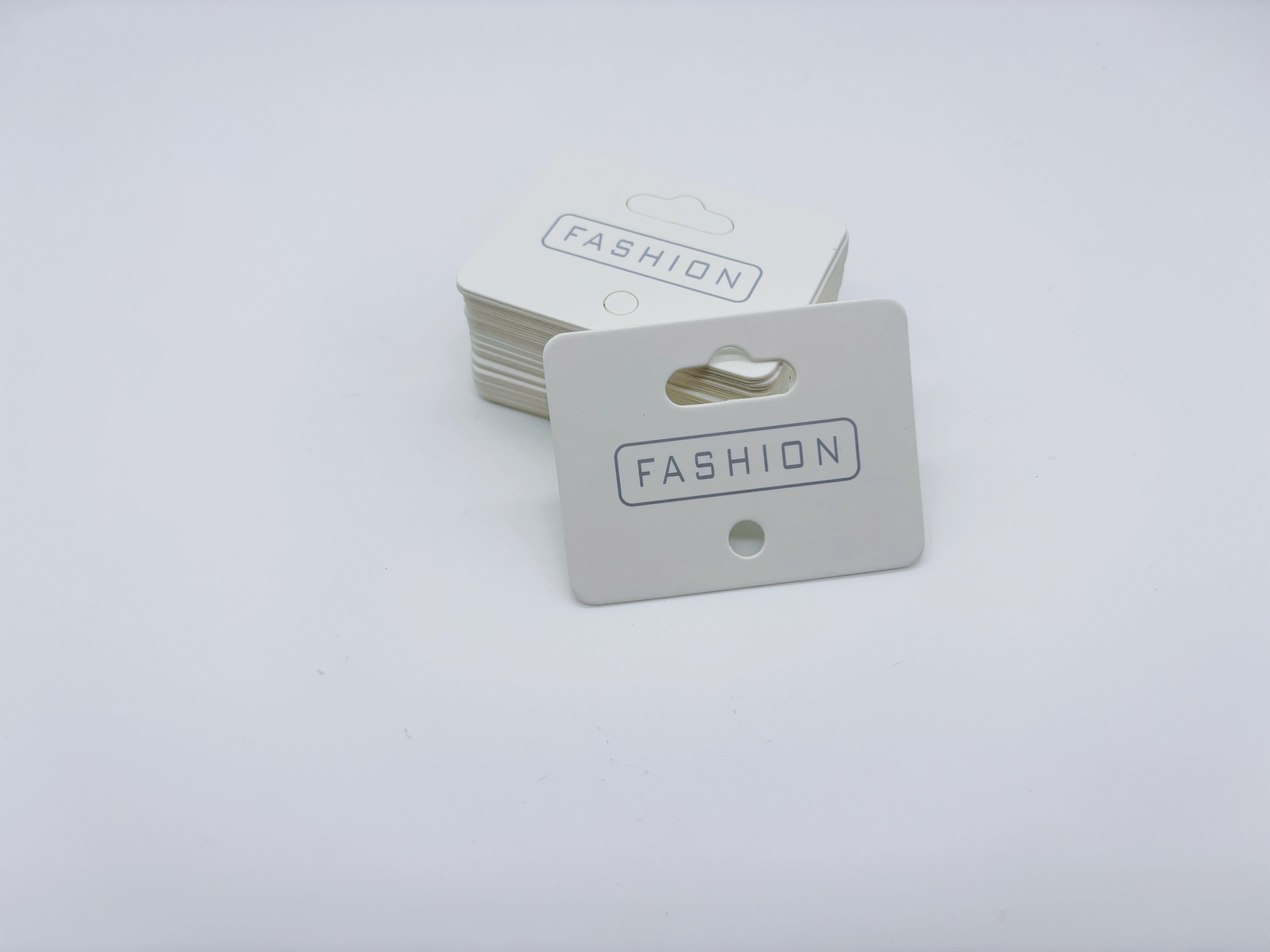 4.5✖️6cm钥匙扣卡纸挂件钥匙圈卡片白底实物图