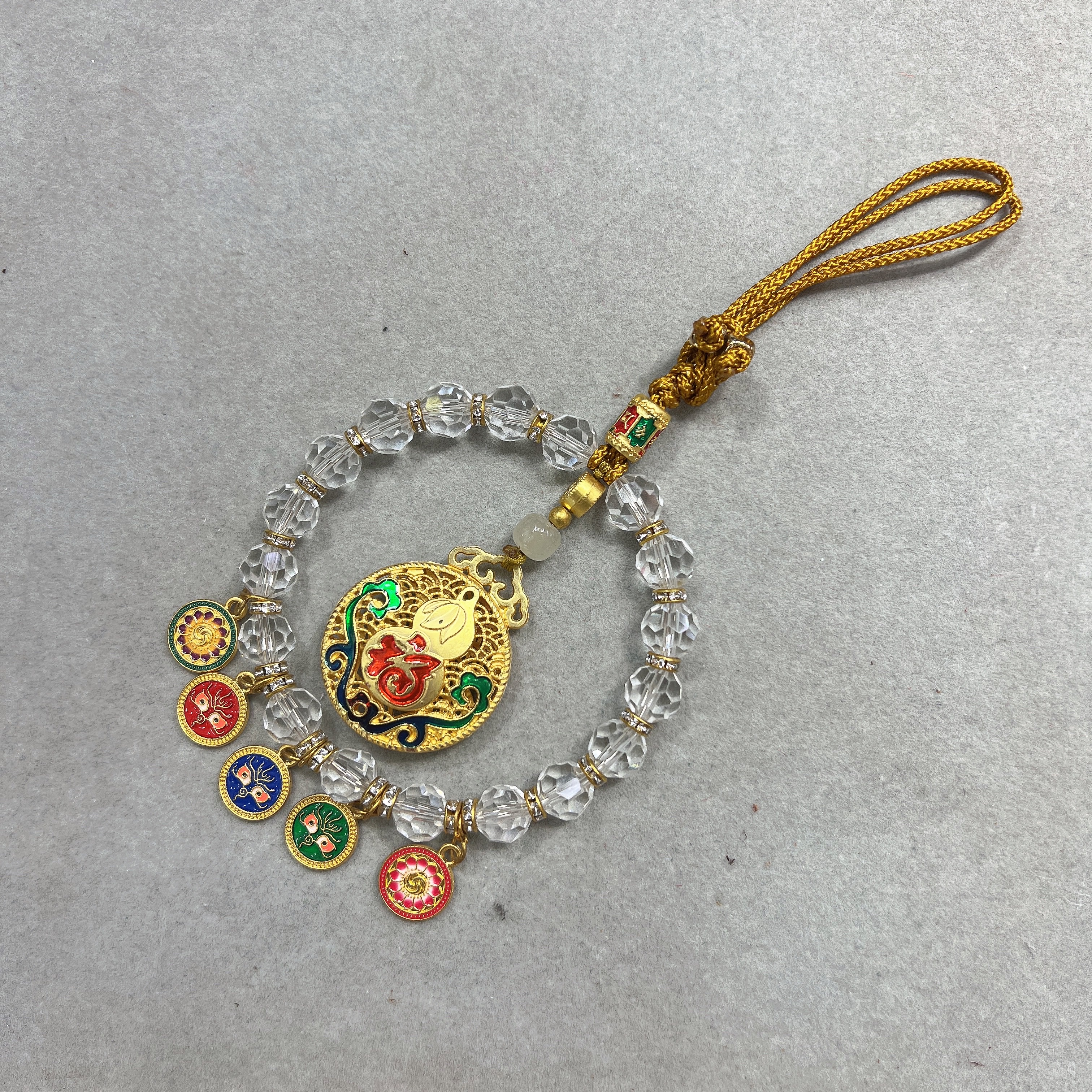 New Chinese-style five-way God of Wealth, colorful glass jewelry, peace and good fortune lock car pendant, dazzling crystal pendant accessory