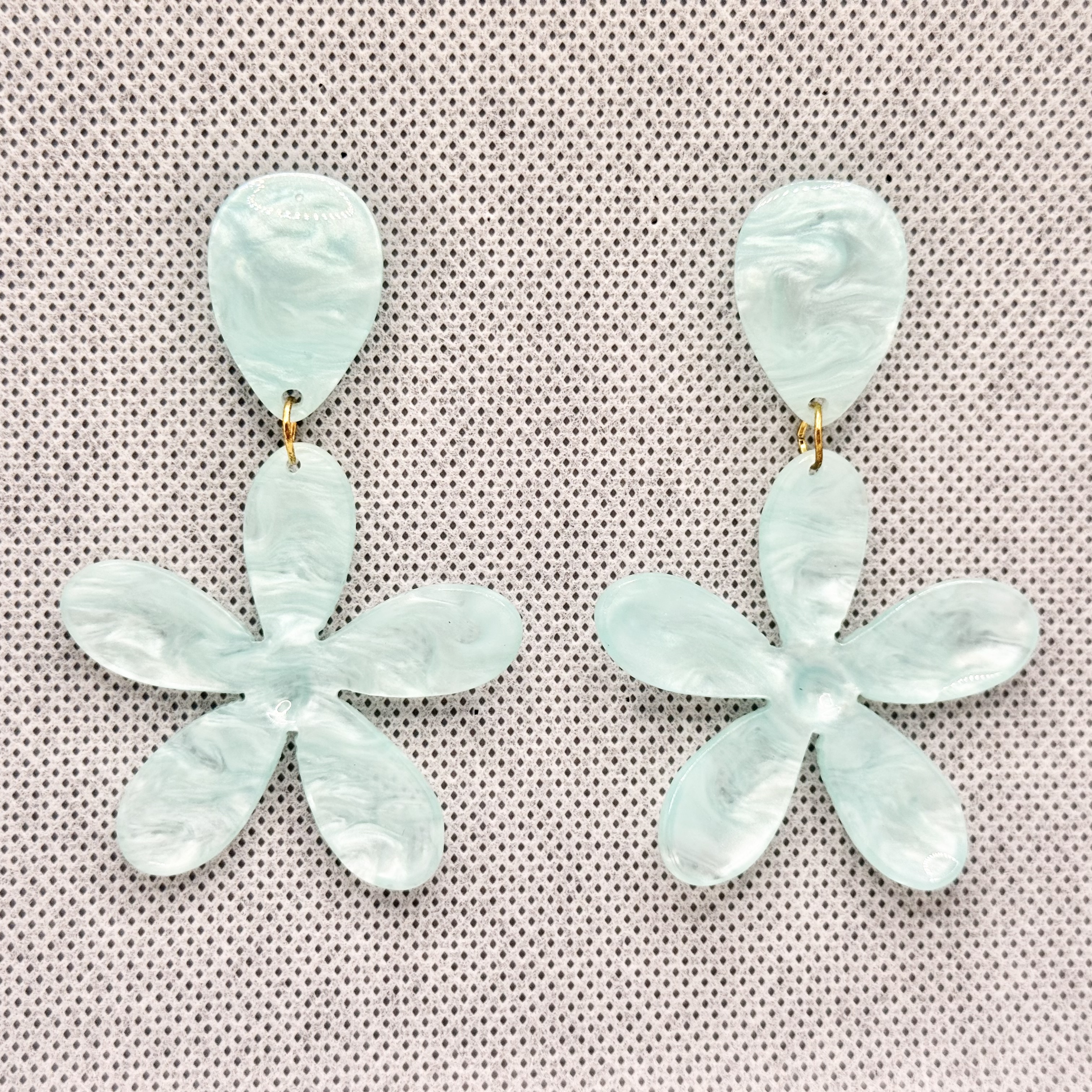 Acrylic plate earrings, accessories, acrylic pendants, fashionable and simple ear accessories detail image 2