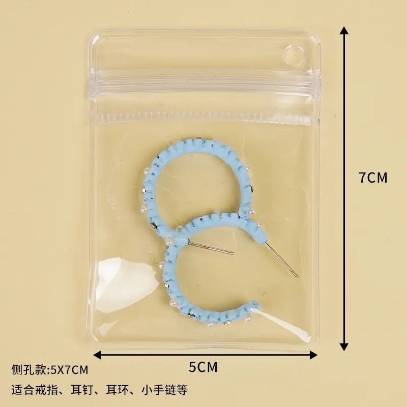 透明pvc密封袋侧孔偏孔首饰袋工作证件袋挂件玩偶捏捏袋摇摇乐白底实物图