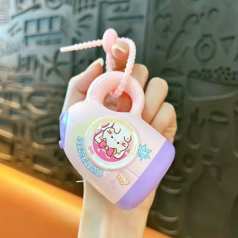 Cartoon horn keychain pendant, fun recording toy key chain, stress-relieving student music machine, small gift keychain Item Picture