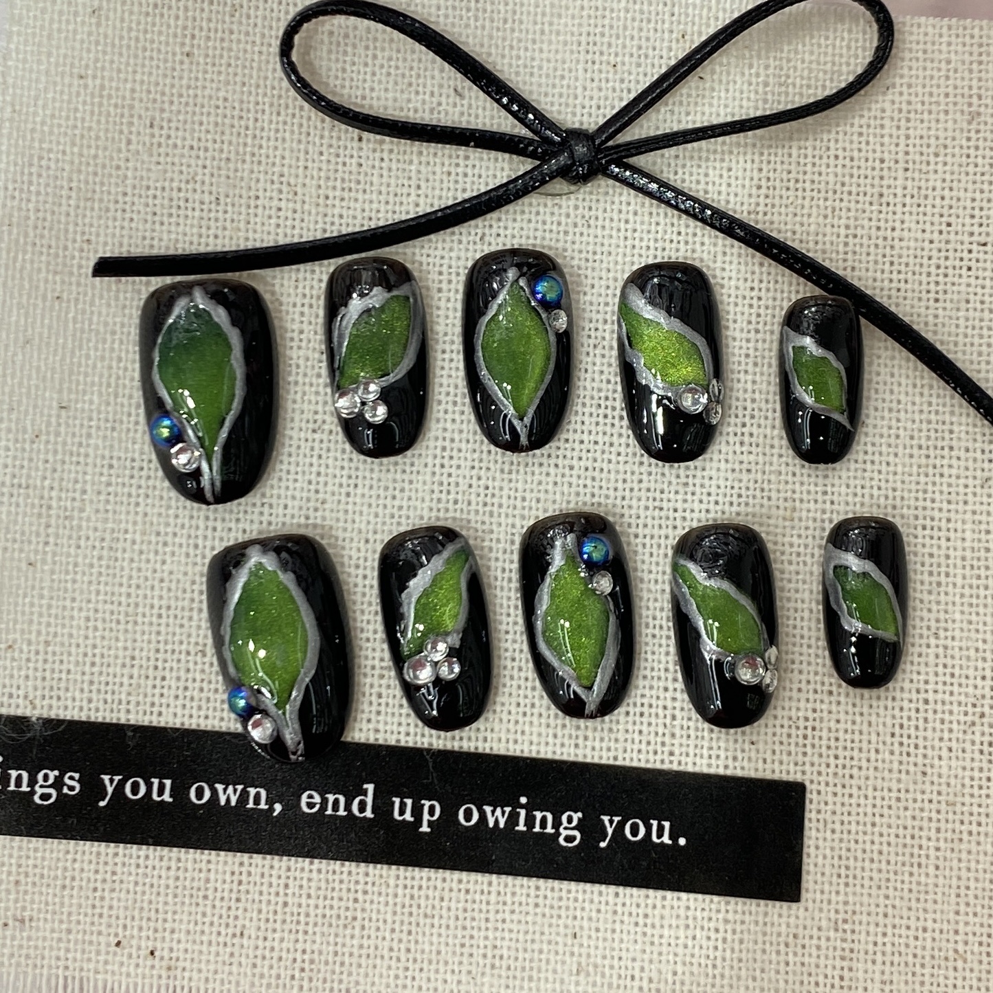 Tutu Wearable Nail short oval nail, dark American style, pure handcrafted cat-eye wearable nail, nail stickers, nail stickers Specification image