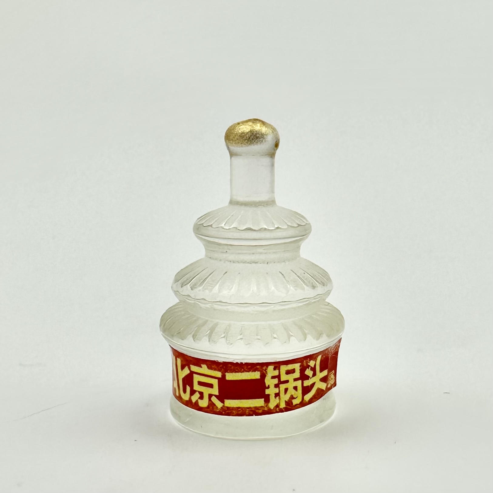 Resin accessories, simulated mini wine bottles, diy miniature toys, accessories, mobile phones, fridge magnets, supermarket ornaments, 500 pieces per package Item Picture