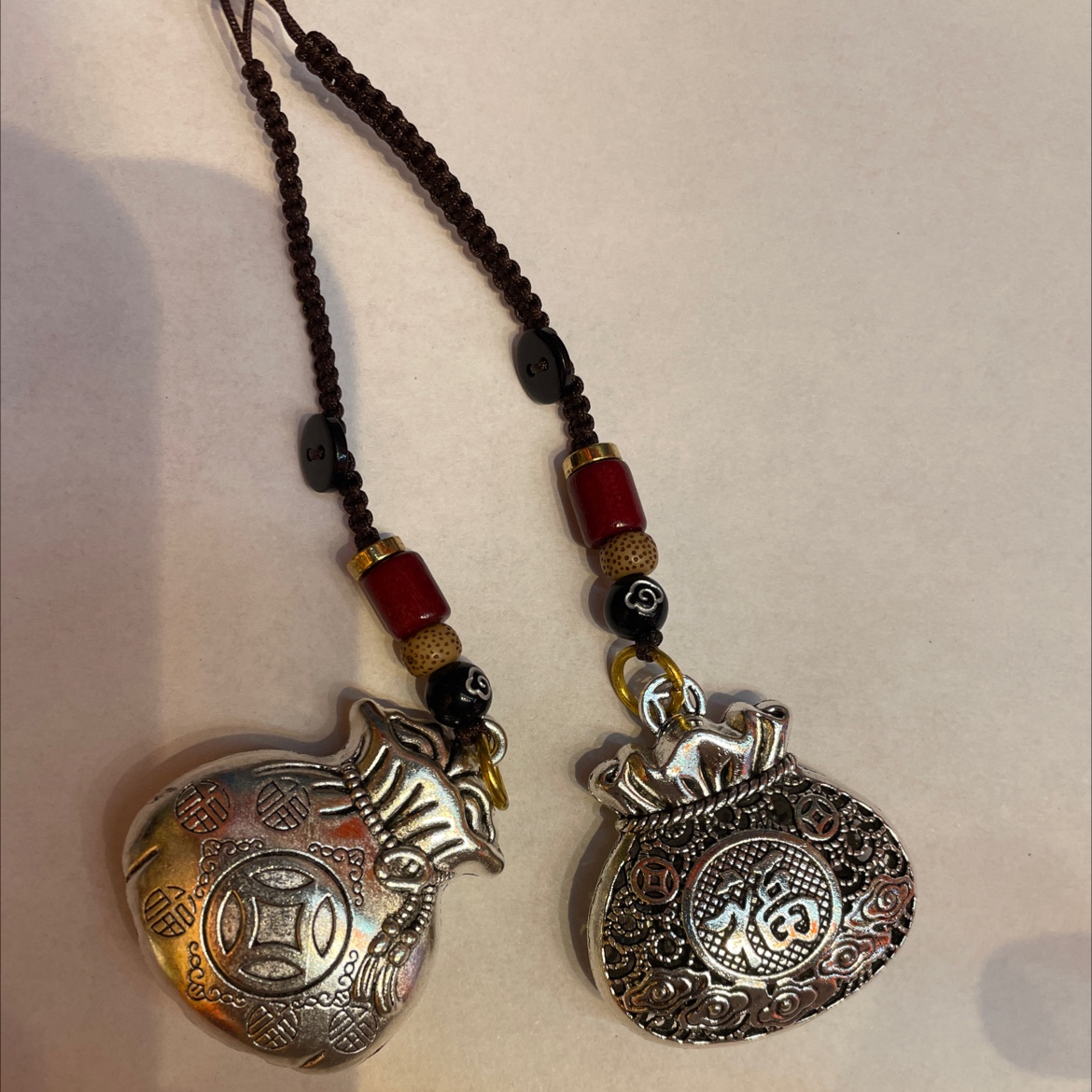 钥匙扣金属环钥匙扣女2024可爱仿古款蝴蝶结