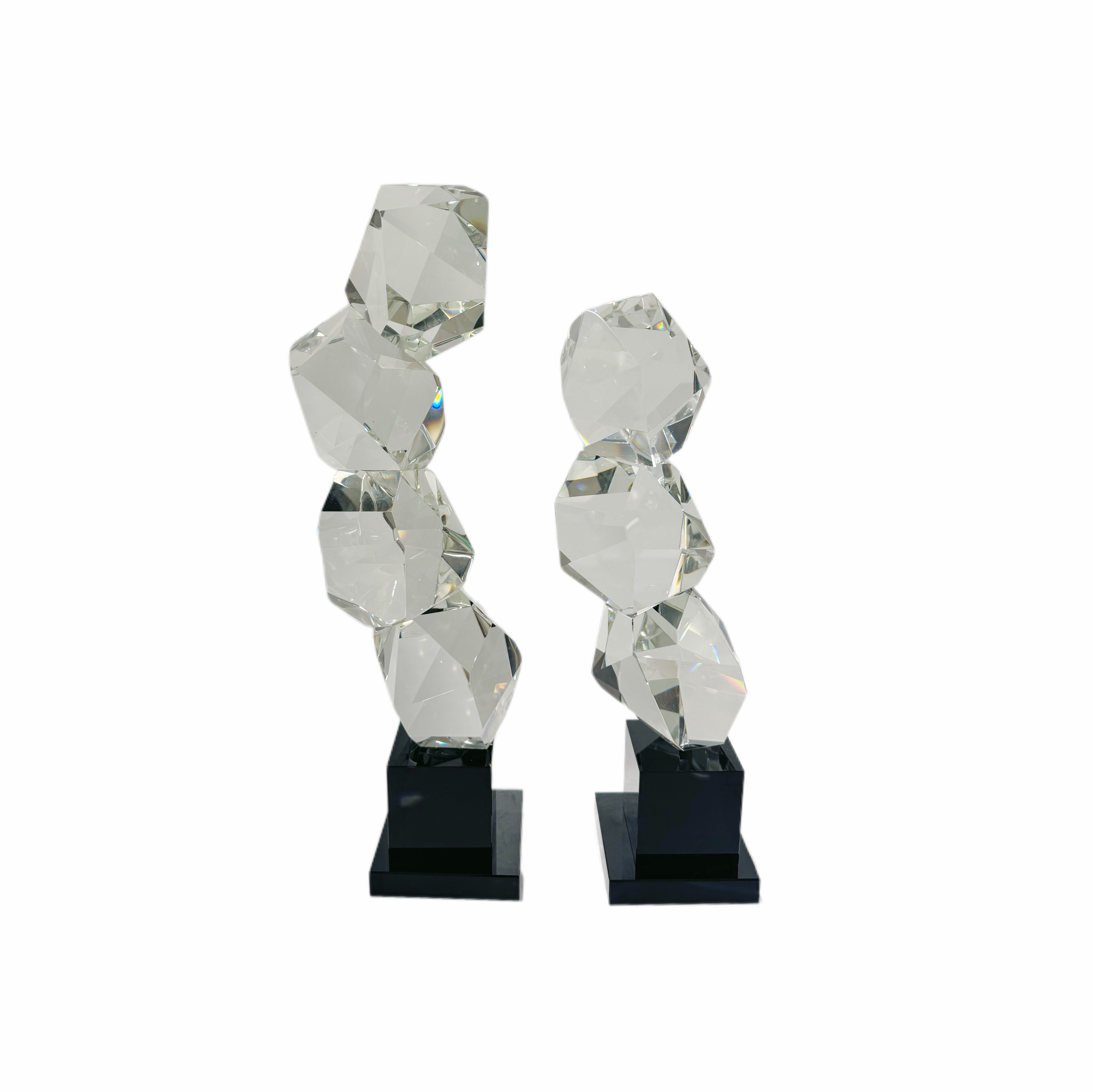 Modern light luxury model room living room entrance hall table decorations: Abstract sculptures, geometric crystal decorations, home ornaments Specification image