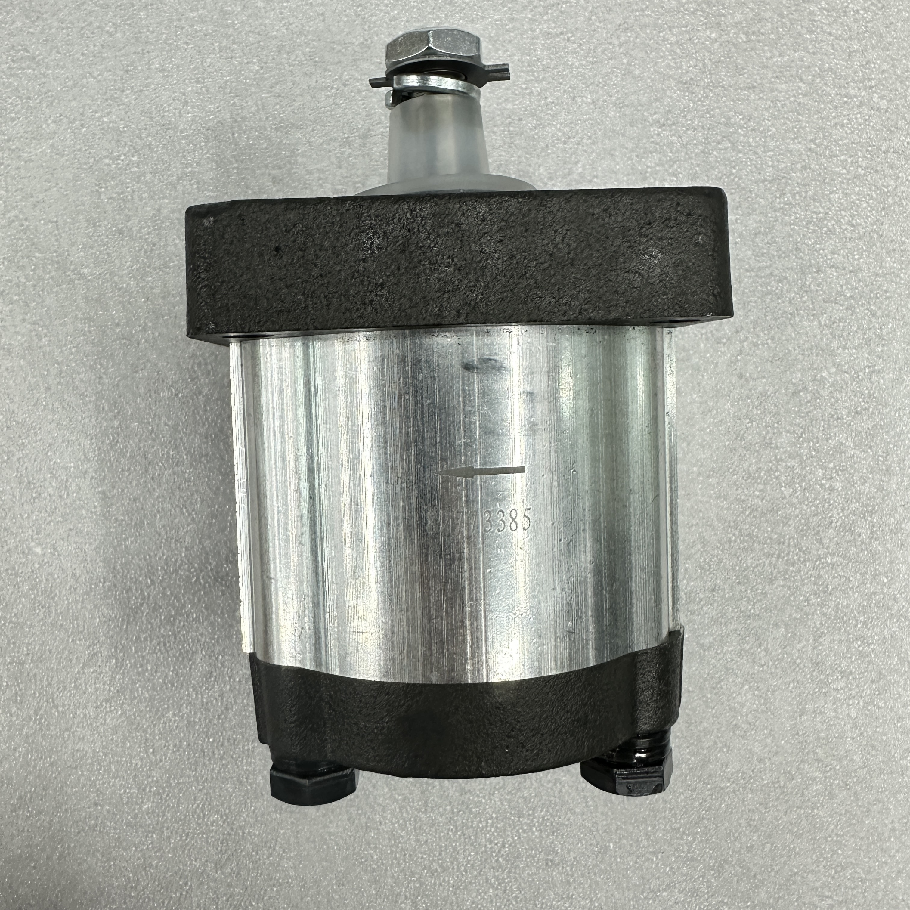 تنطبق قطع الغيار الميكانيكية الهندسية على المضخة الهيدروليكية لمحرك الجرار في نيو هولاند Item Picture