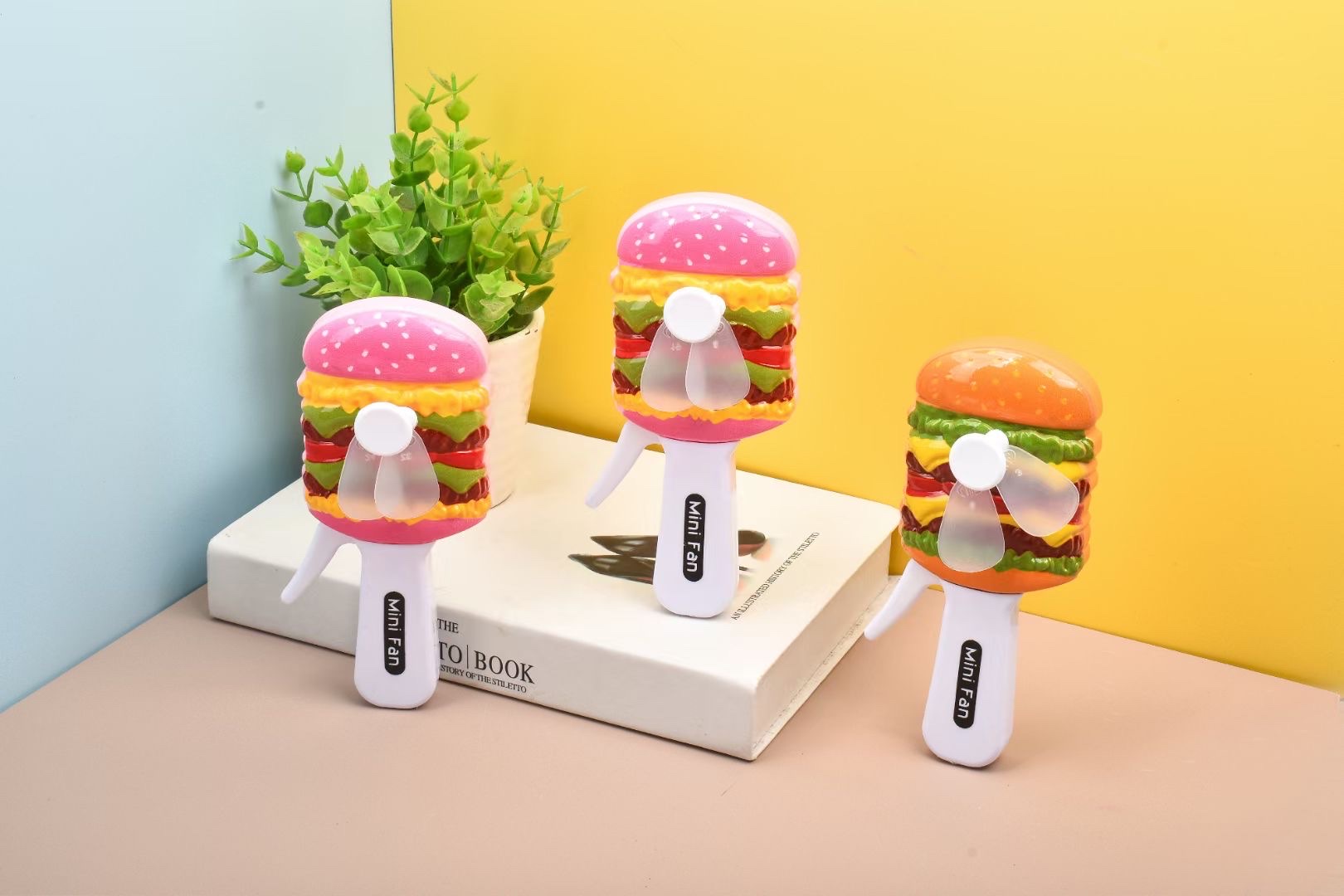 New hamburger handheld mini fan, mini hand-pressing mini fan, children's hand-pressing mini fan, cartoon mini fan, children's gift mini fan, street stall children's mini hand-pressing mini fan details Picture