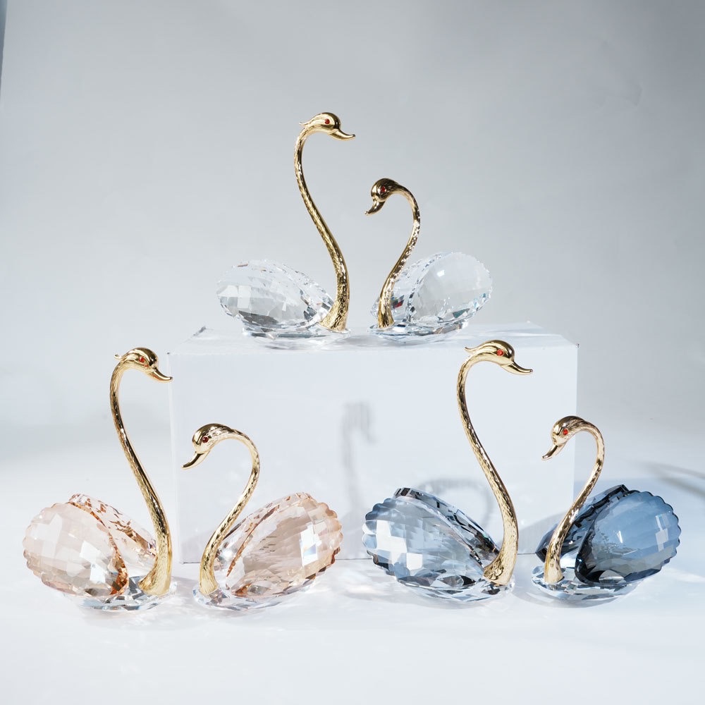 Crystal amethyst ornaments, crystal money tree square beads, Dubai perfume bottle decorations, home furnishings detail image 2