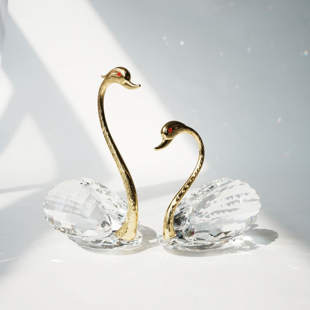 Crystal amethyst ornaments, crystal money tree square beads, Dubai perfume bottle decorations, home furnishings detail image 4