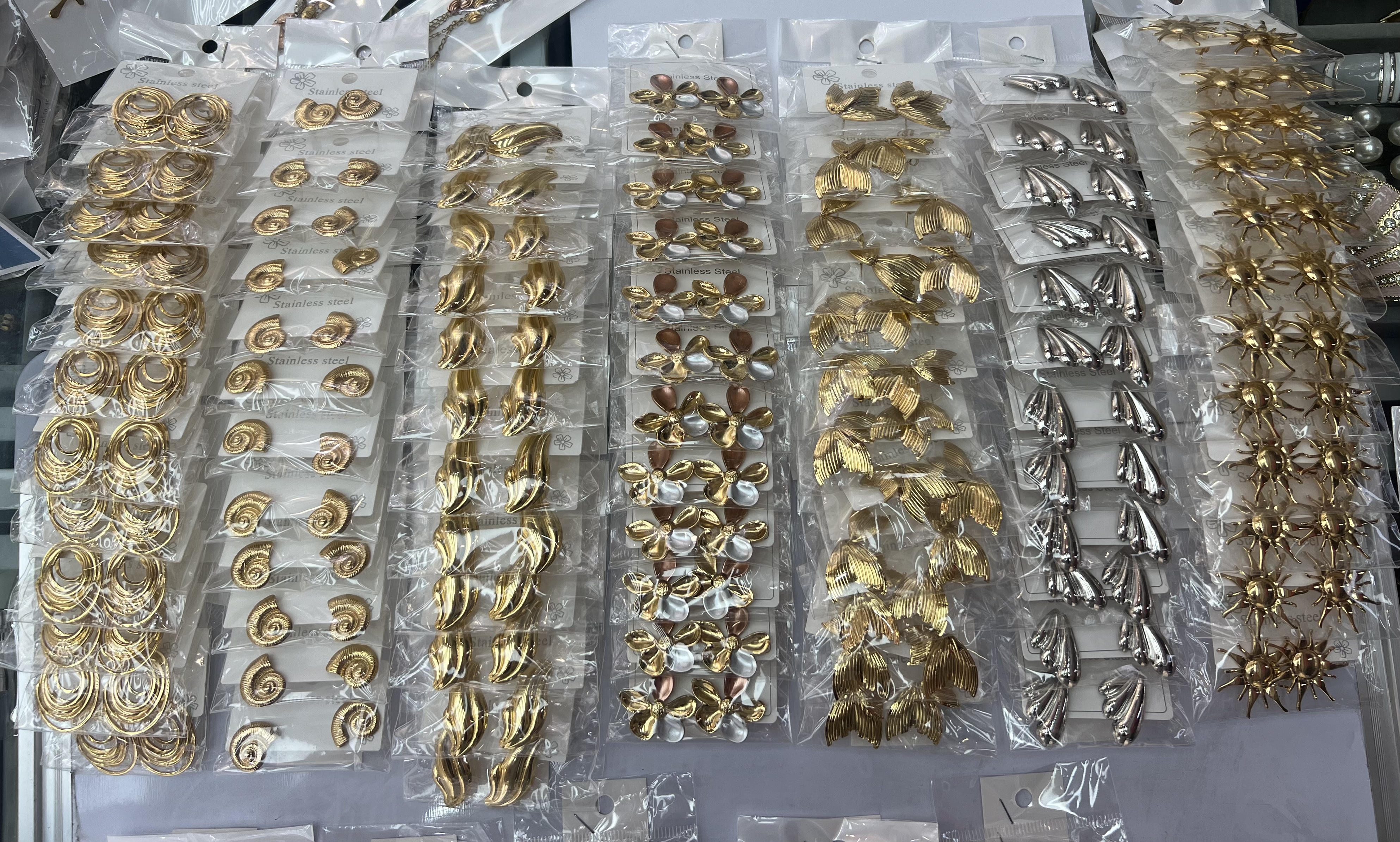 饰品耳饰耳钉珍珠耳环滴油时尚简约百搭气质优雅潮流款耳钉耳饰