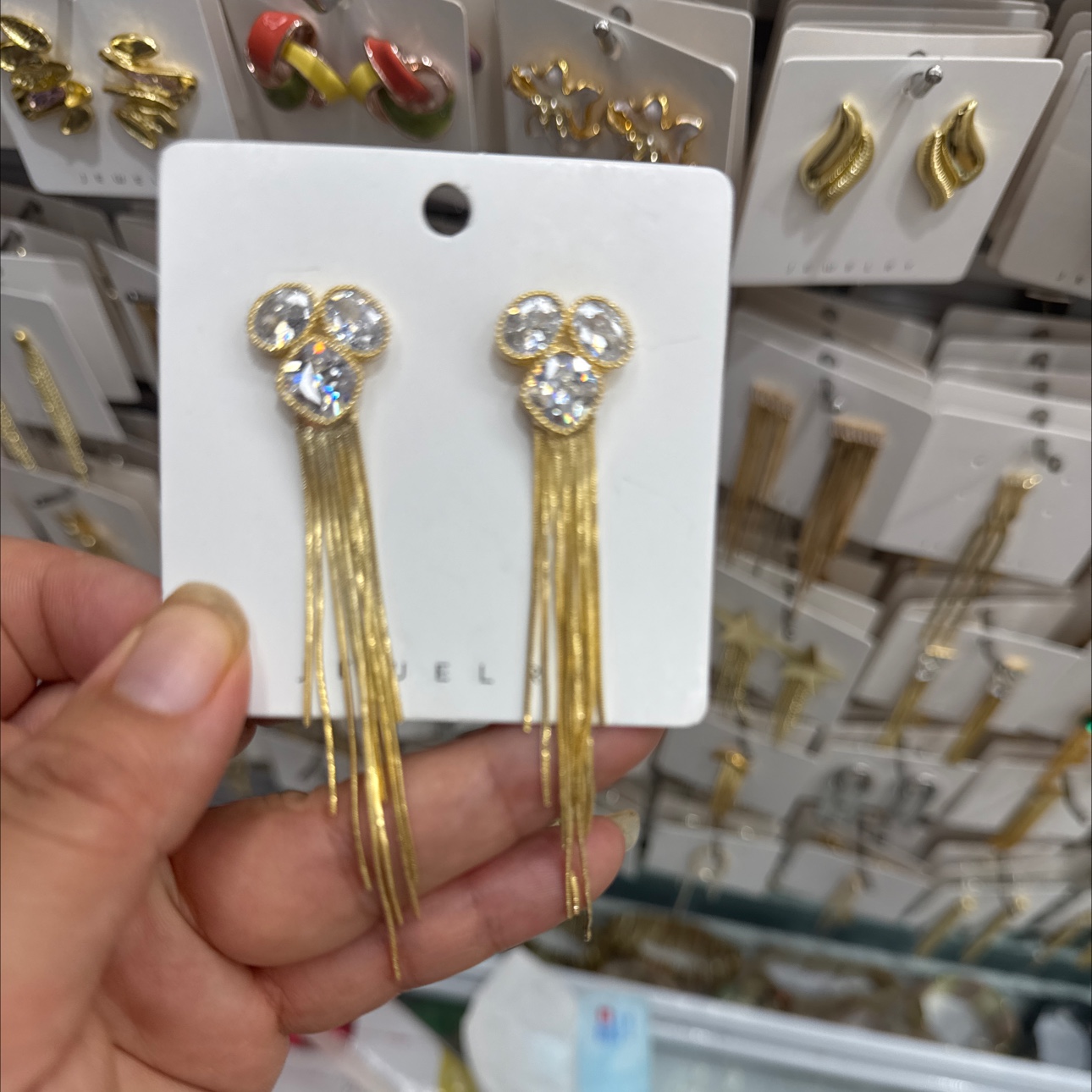 合金耳环细节图