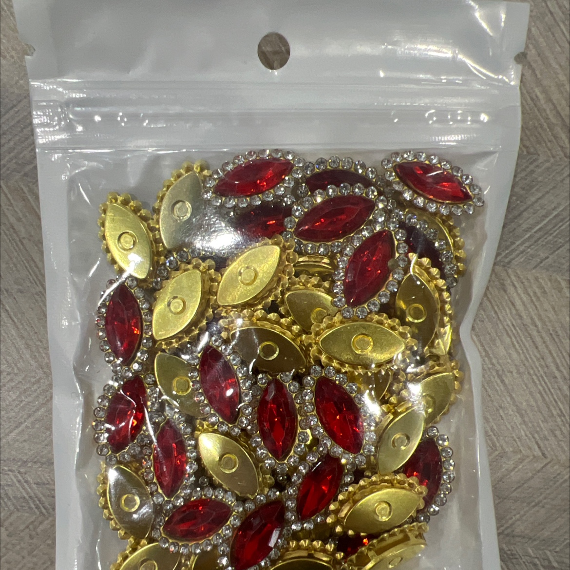 Oil-dripping jewelry accessories, zircon, Czech glass accessories, DIY material accessories, handcrafted accessories, decorative accessories, multiple choices, acrylic multi-color matching, sunflower diamond details Picture