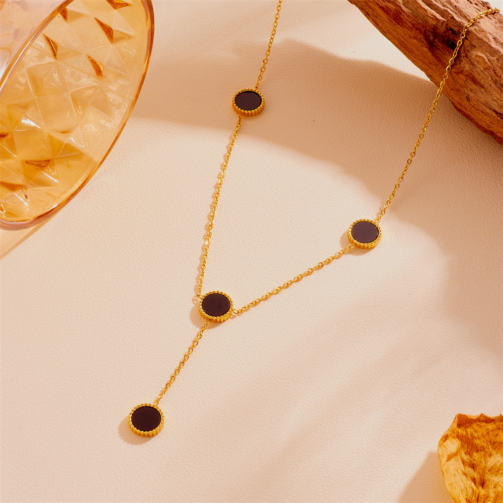 Fashionable stainless steel black and white shell round and square tassel necklace, unique and non-fading titanium steel tassel necklace detail image 8